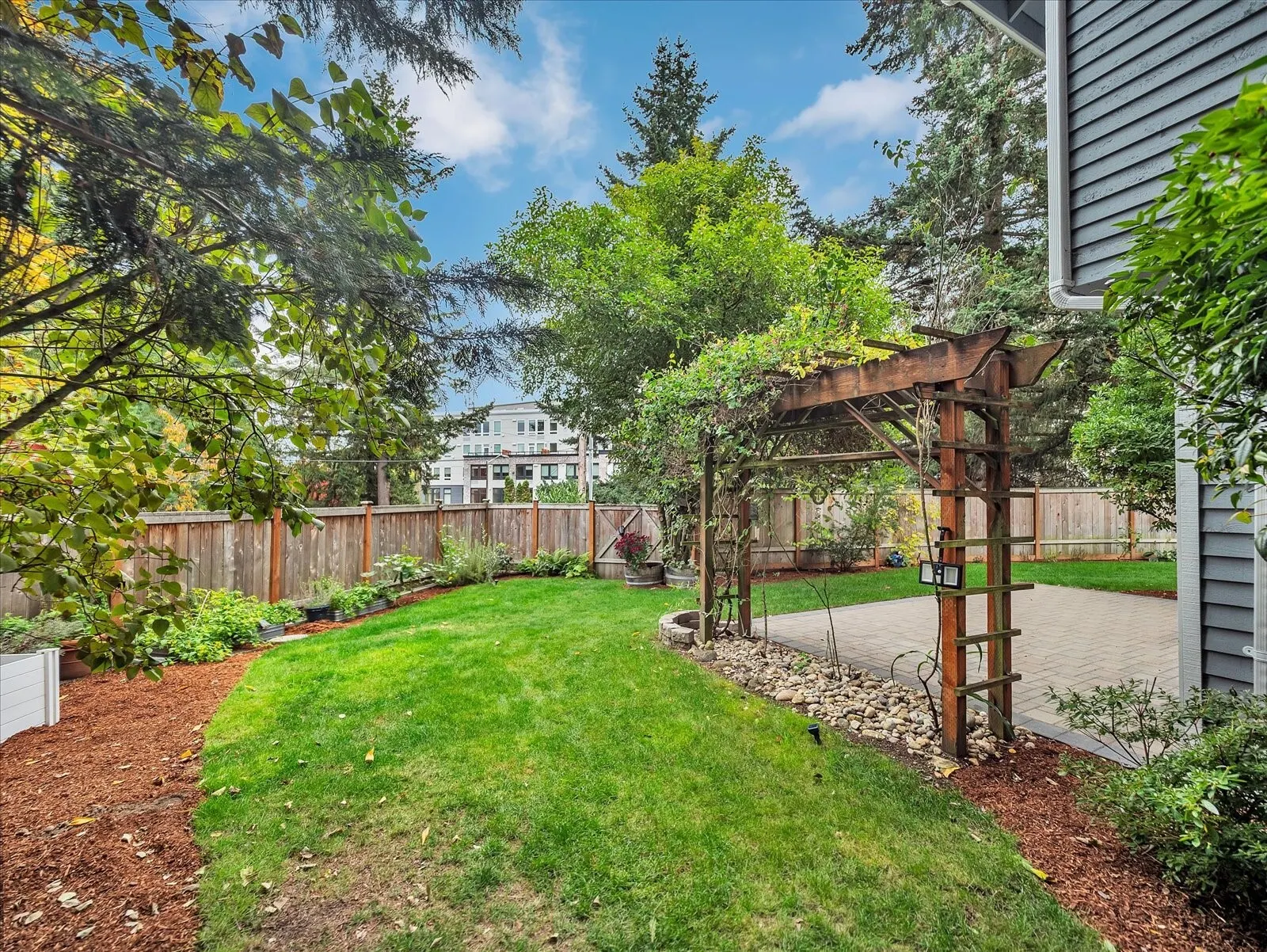 13013 NE 70th Drive , Kirkland, WA 98033