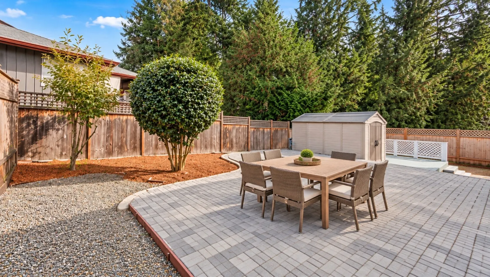 10756 Bartlett Ave NE , Seattle, WA 98125
