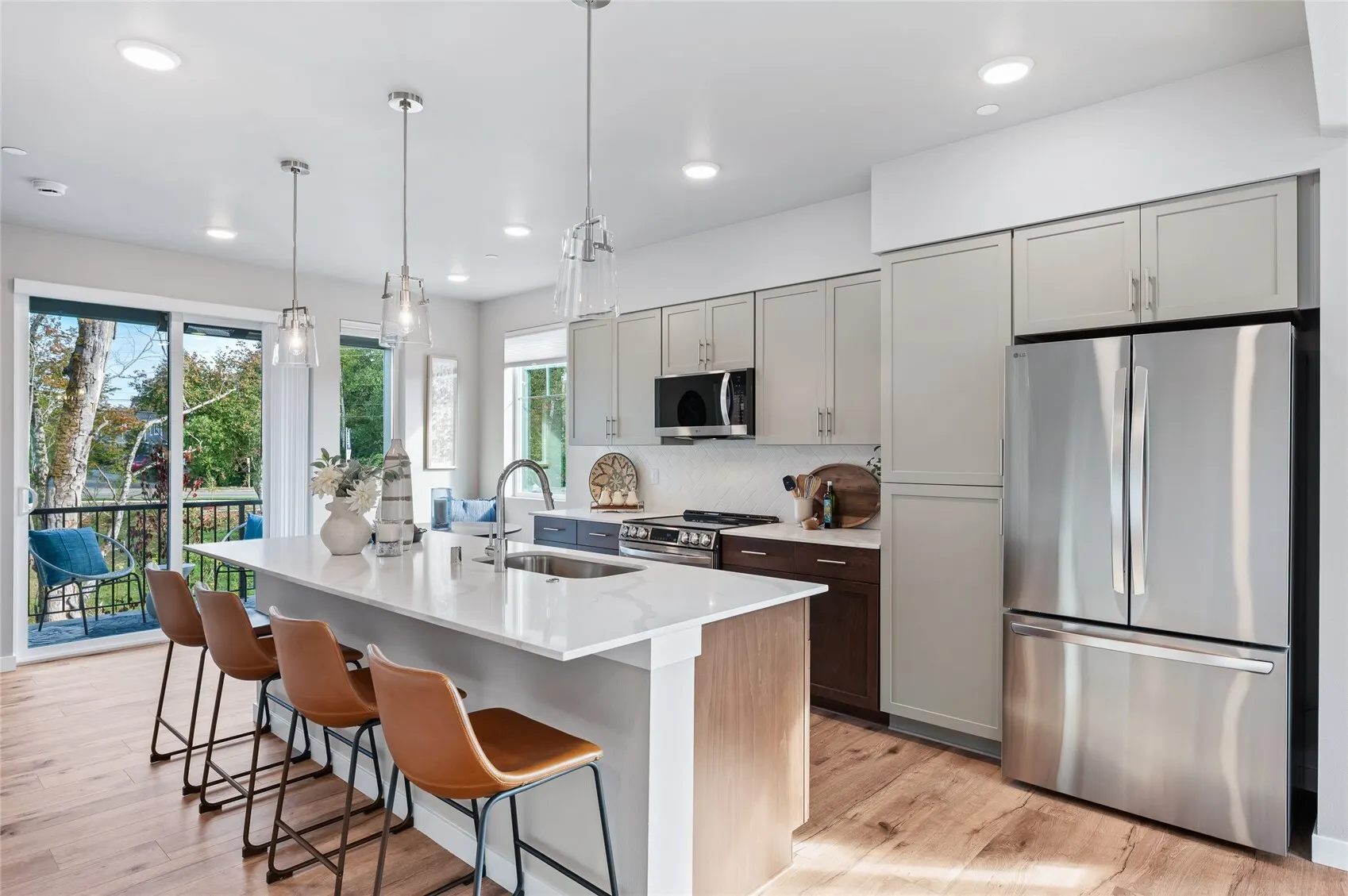 14424 Madison Way #H1, Lynnwood, WA 98087