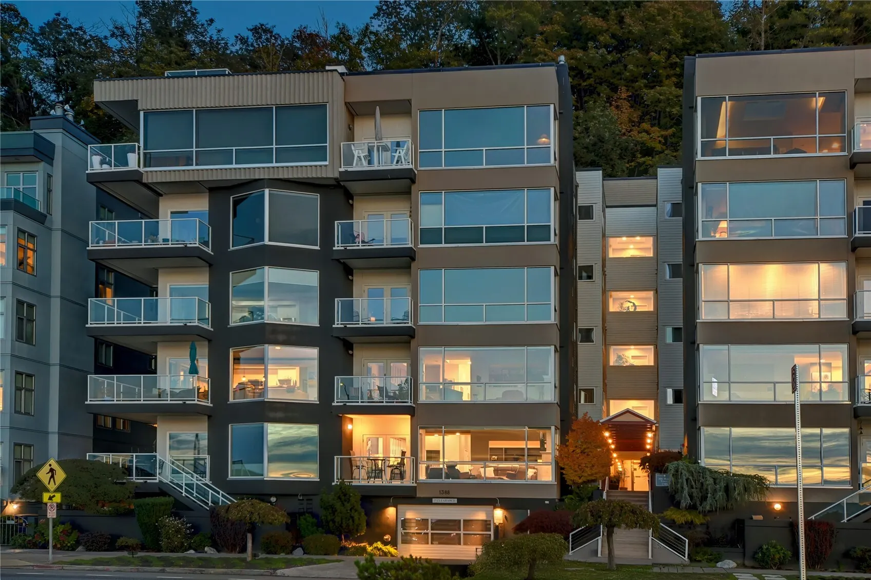 1388 Alki Avenue SW #202, Seattle, WA 98116