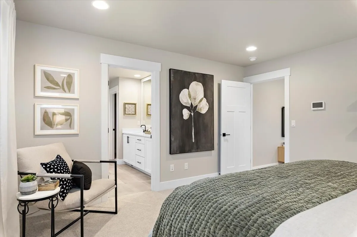 1816 241st Place SE #FG 03, Bothell, WA 98021