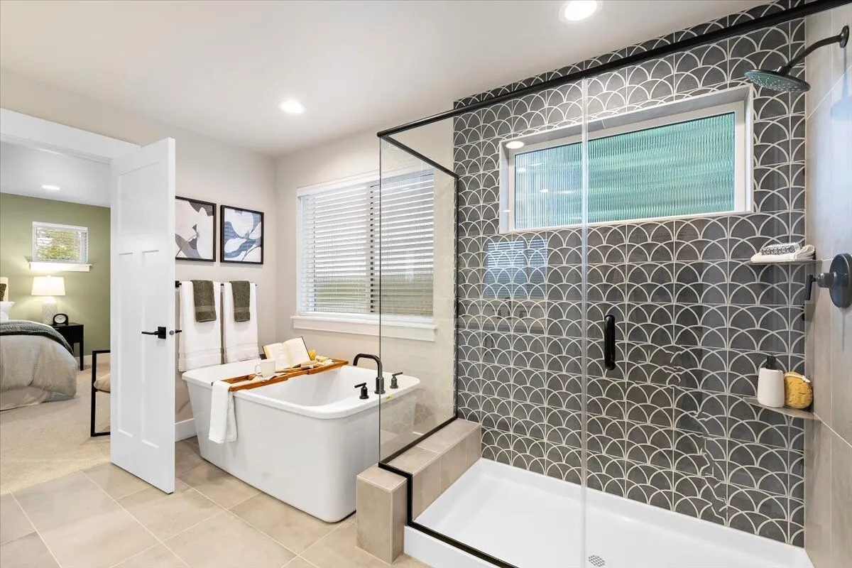 1816 241st Place SE #FG 03, Bothell, WA 98021