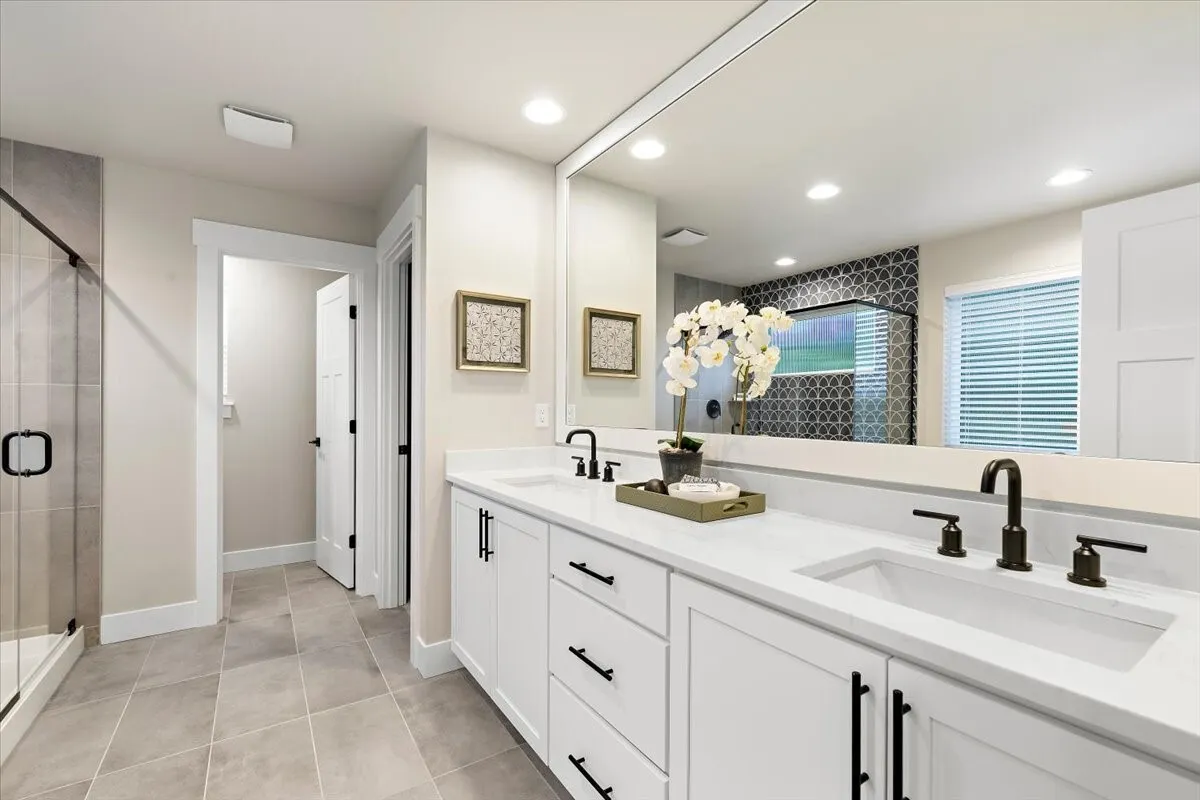 1816 241st Place SE #FG 03, Bothell, WA 98021