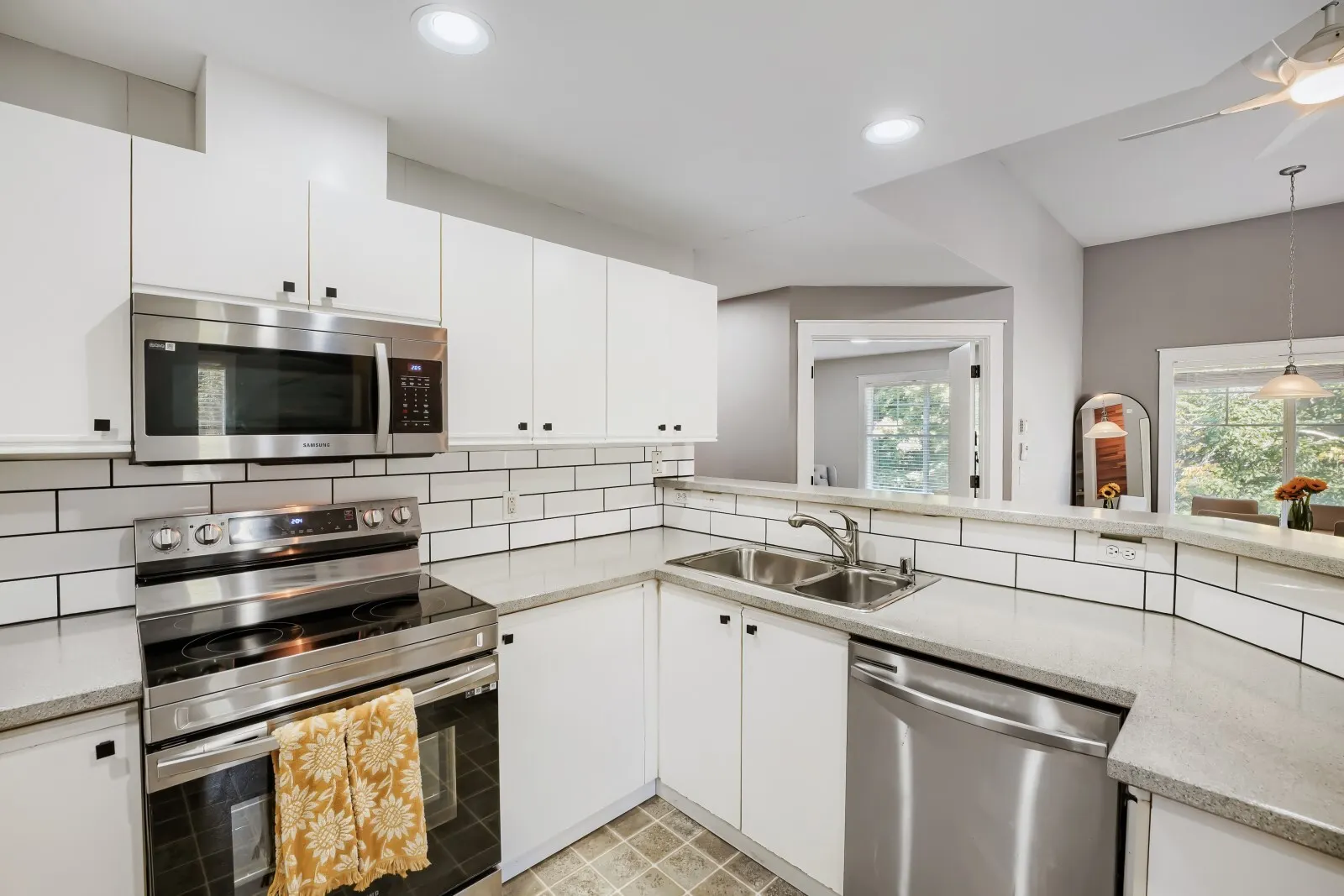 23108 59th Place S #17-5, Kent, WA 98032