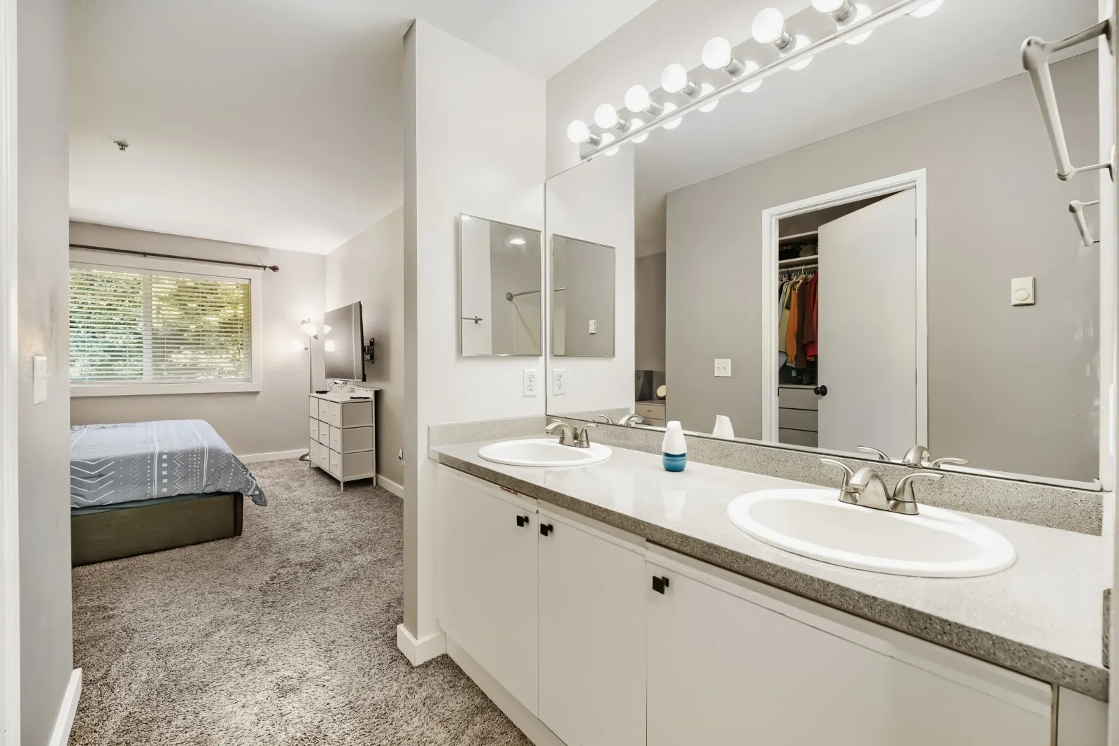 23108 59th Place S #17-5, Kent, WA 98032