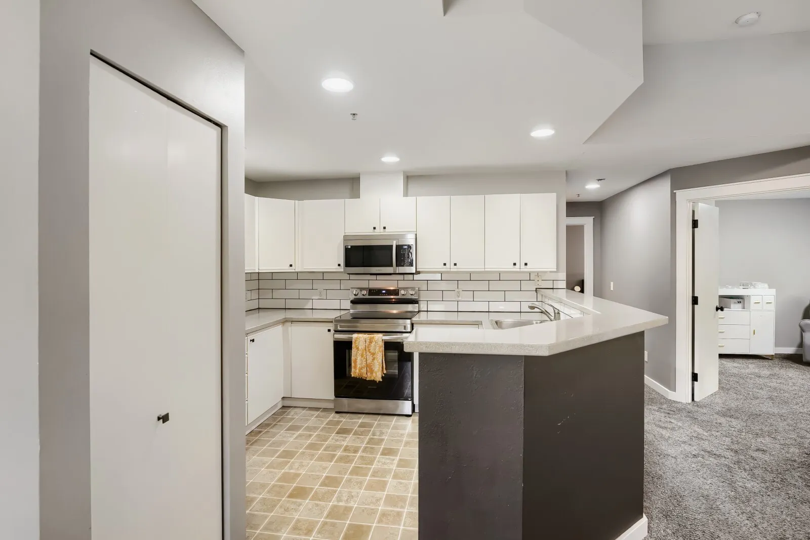 23108 59th Place S #17-5, Kent, WA 98032