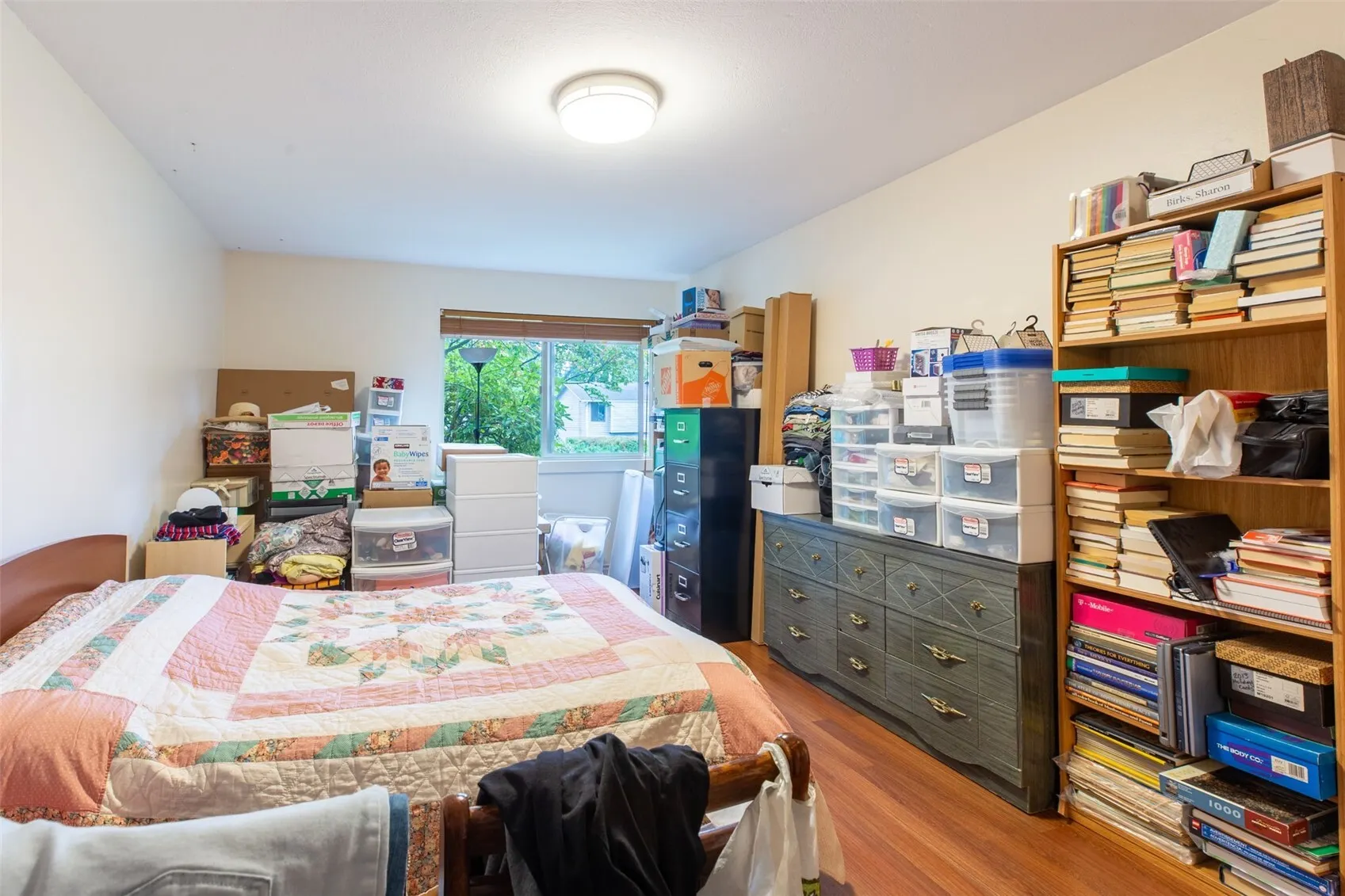 13433 Roosevelt Way N #102, Seattle, WA 98133