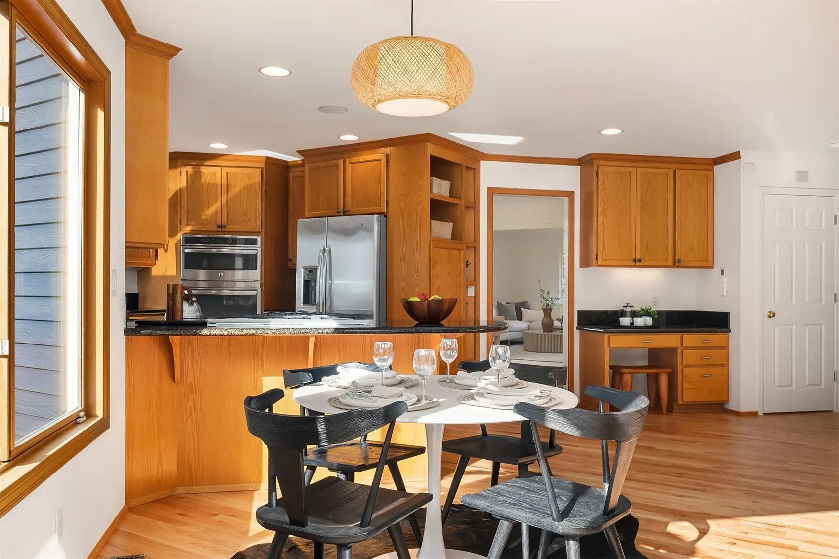 25917 NE 25th Street , Redmond, WA 98053
