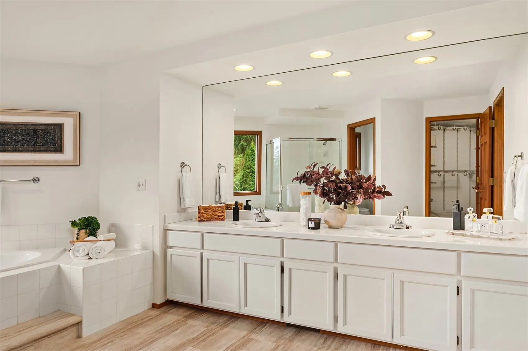 25917 NE 25th Street , Redmond, WA 98053