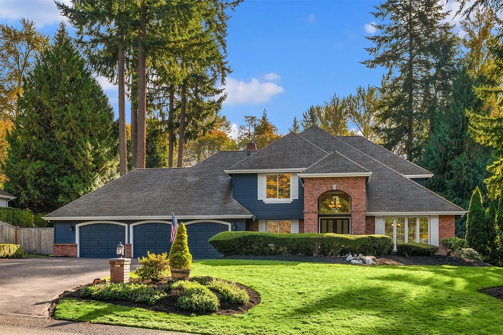 25917 NE 25th Street , Redmond, WA 98053