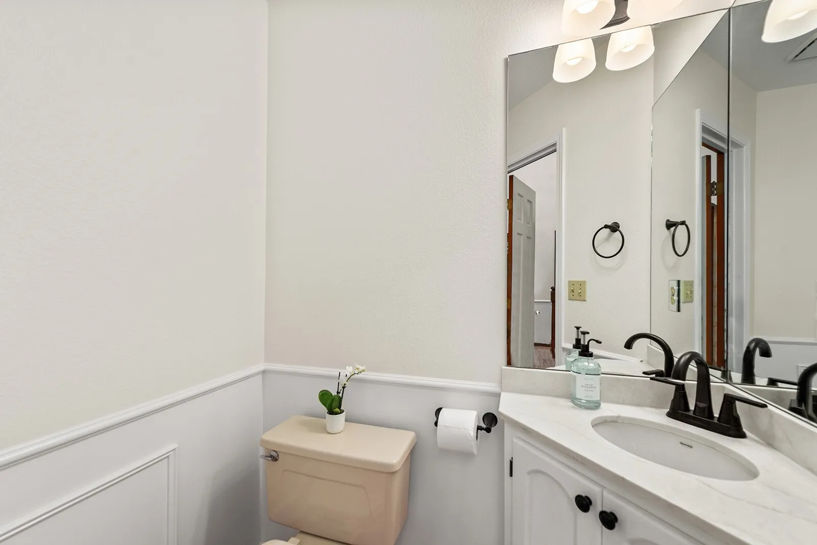 14029 232nd Avenue SE, Issaquah, WA 98027-6404