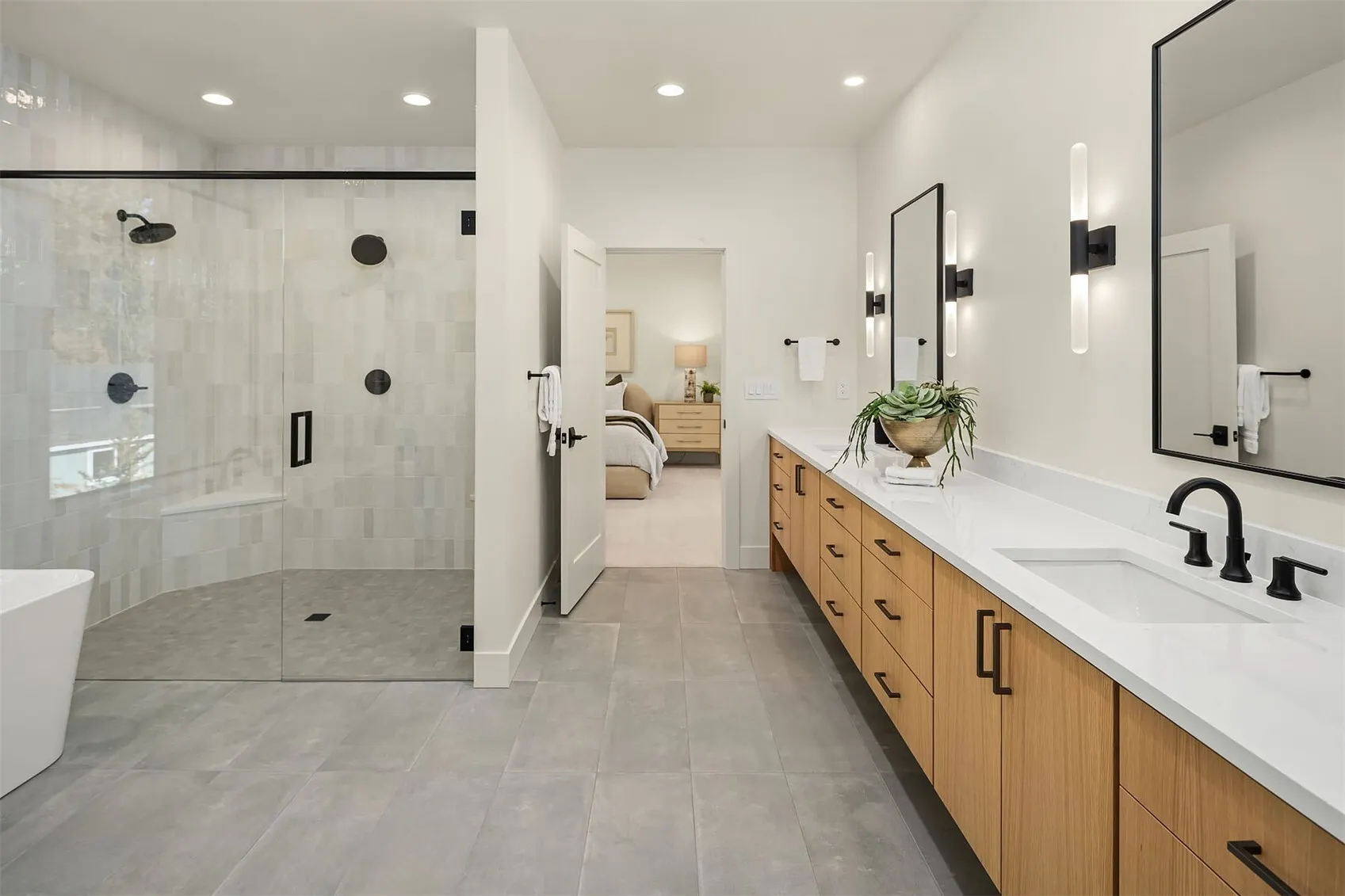 10452 NE 142nd Street , Kirkland, WA 98034