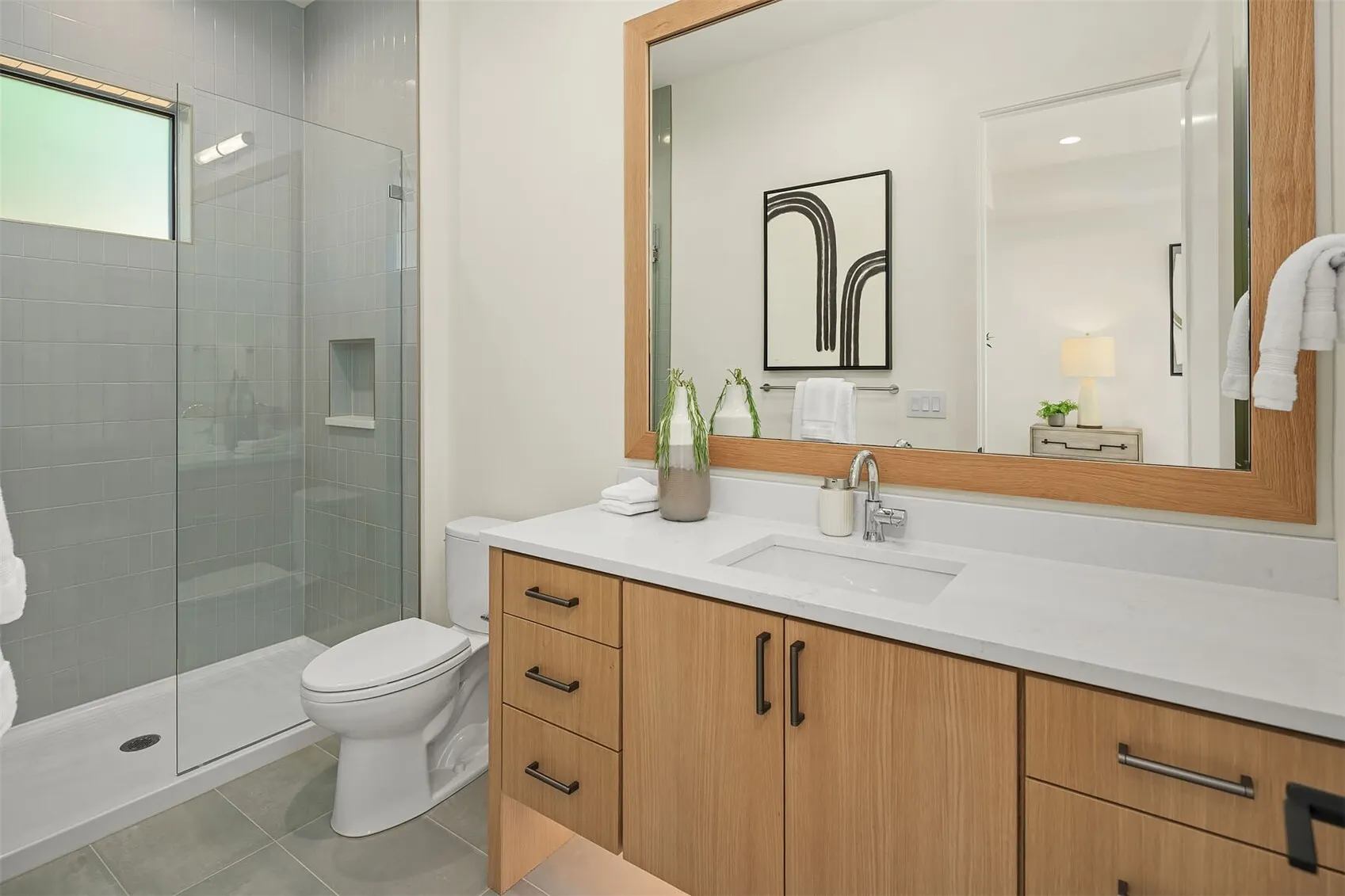 10452 NE 142nd Street , Kirkland, WA 98034