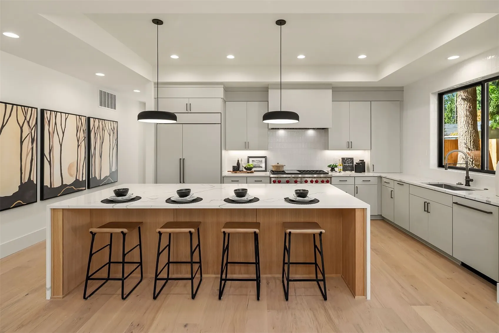 10452 NE 142nd Street , Kirkland, WA 98034