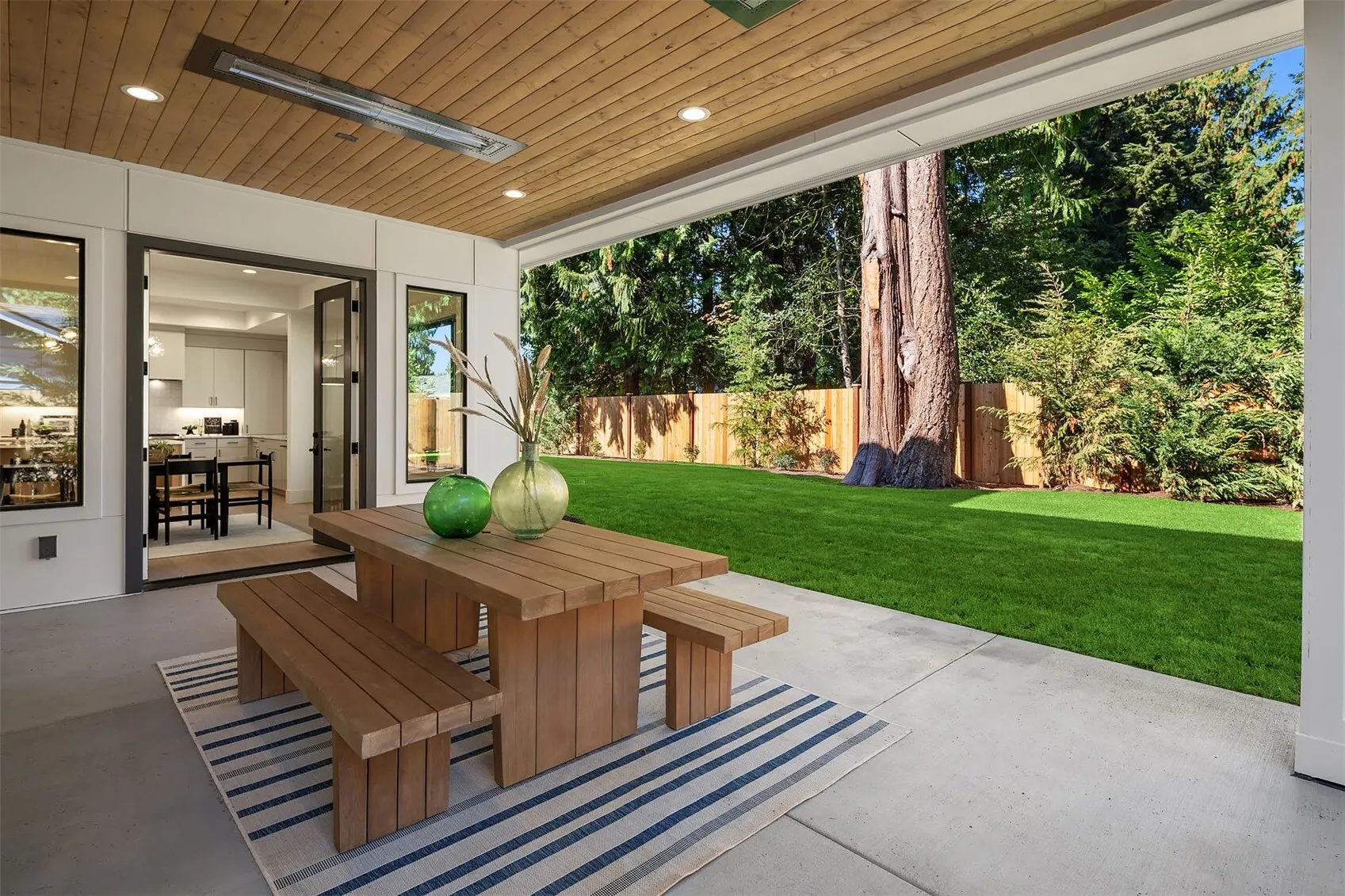 10452 NE 142nd Street , Kirkland, WA 98034