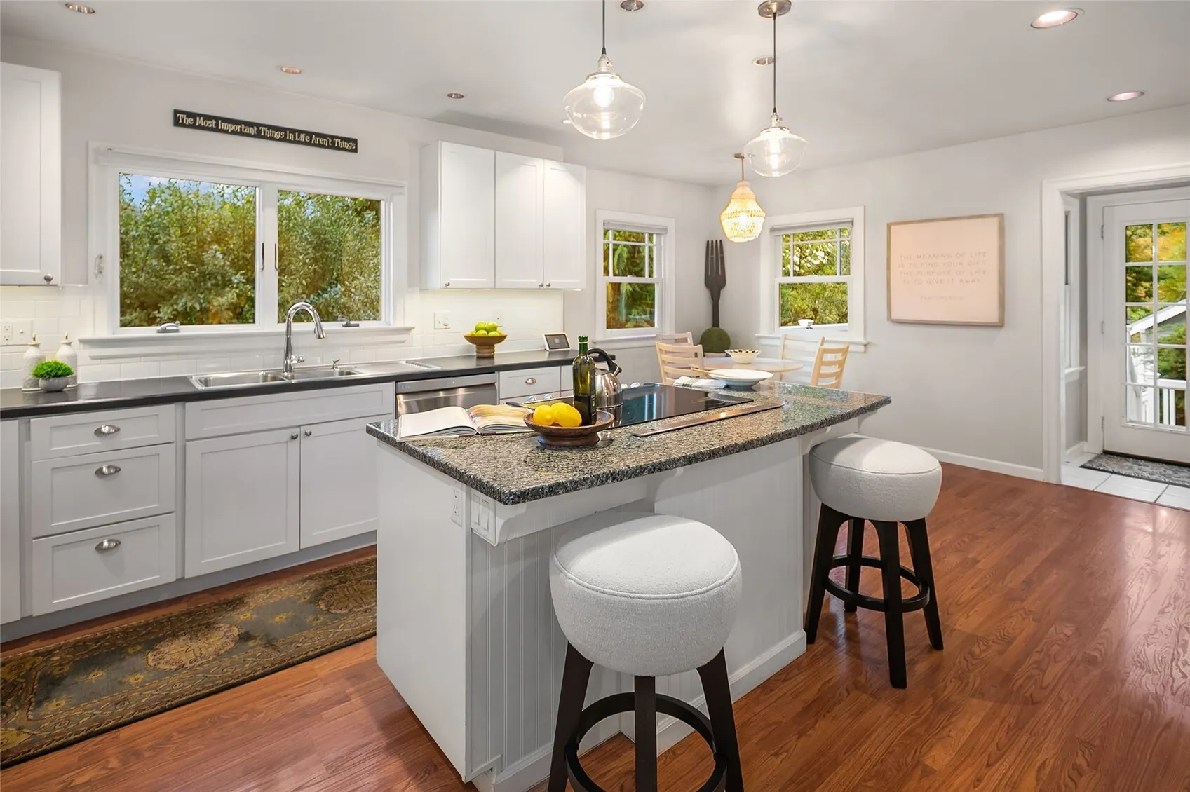 17929 SE May Valley Road , Renton, WA 98059