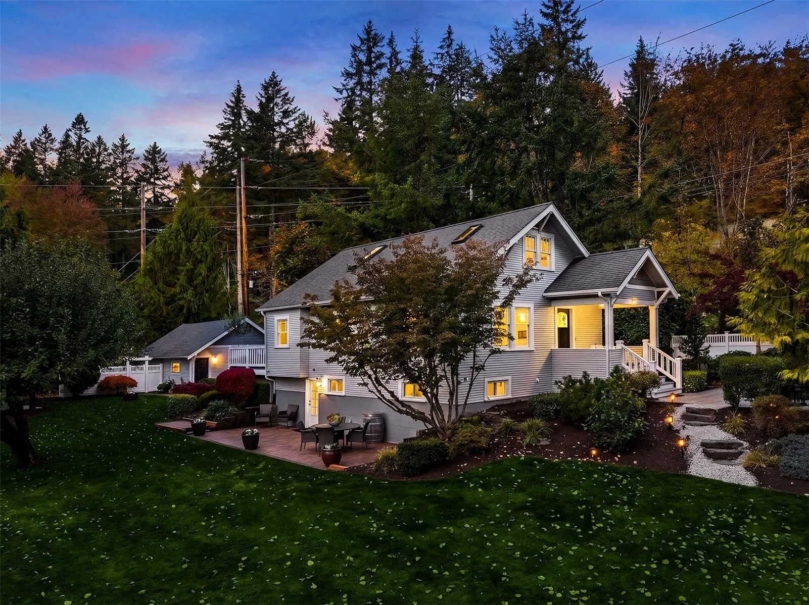17929 SE May Valley Road , Renton, WA 98059