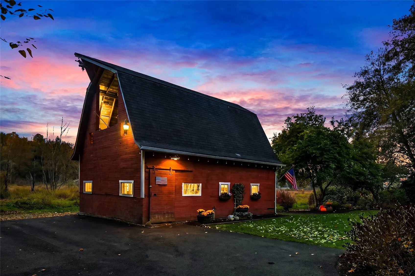 17929 SE May Valley Road , Renton, WA 98059