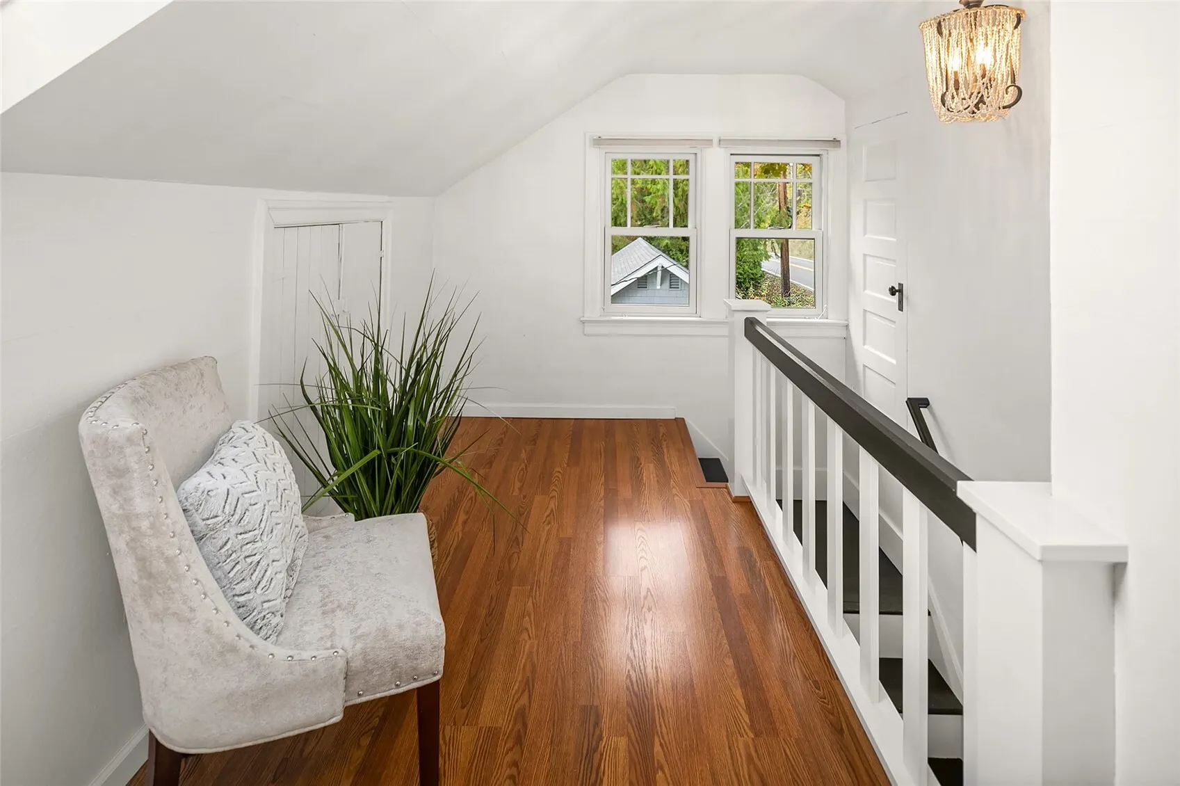 17929 SE May Valley Road , Renton, WA 98059