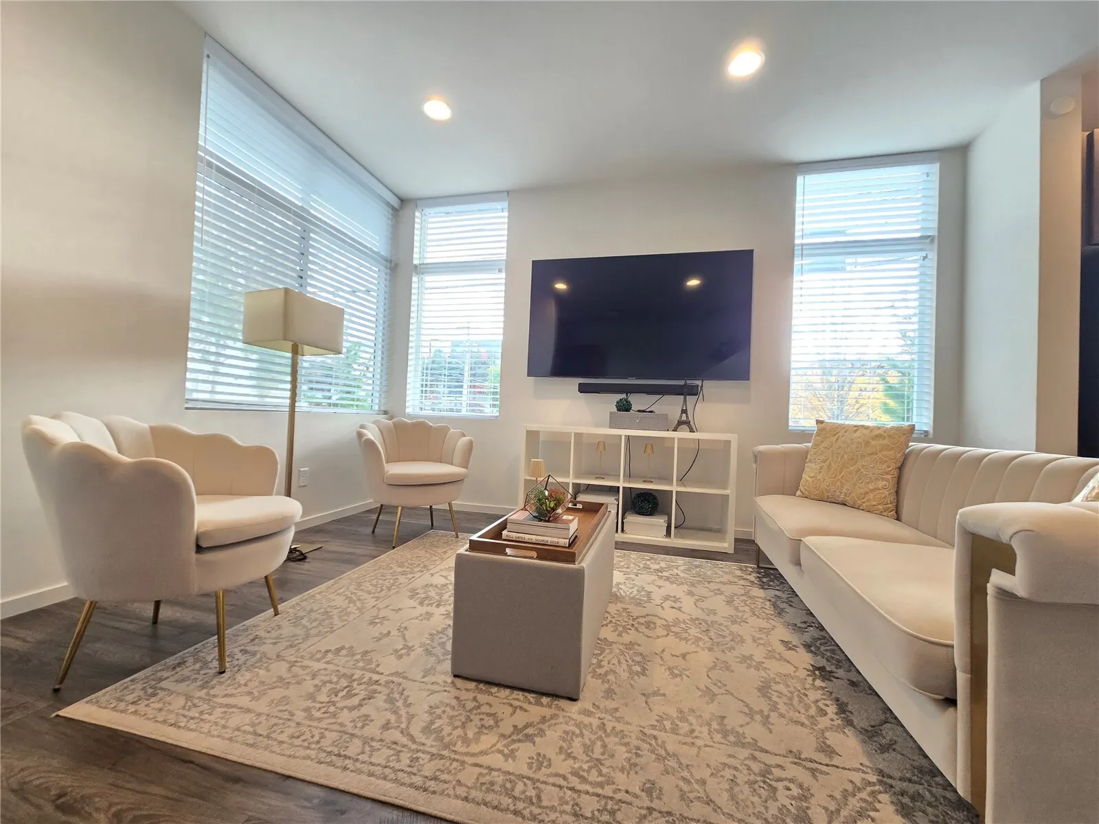 4068 S Myrtle Street , Seattle, WA 98118