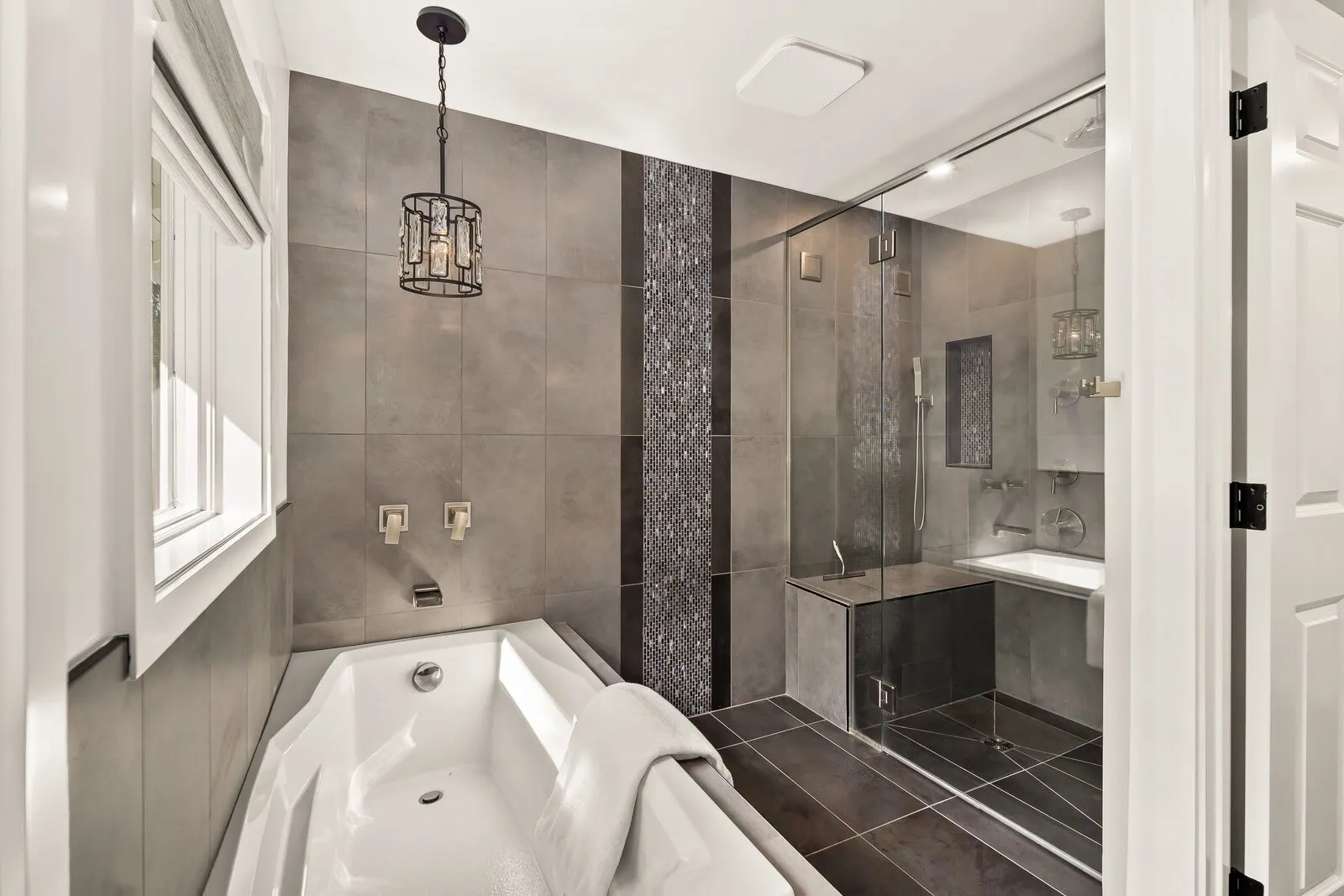 22109 NE 21st Way , Sammamish, WA 98074