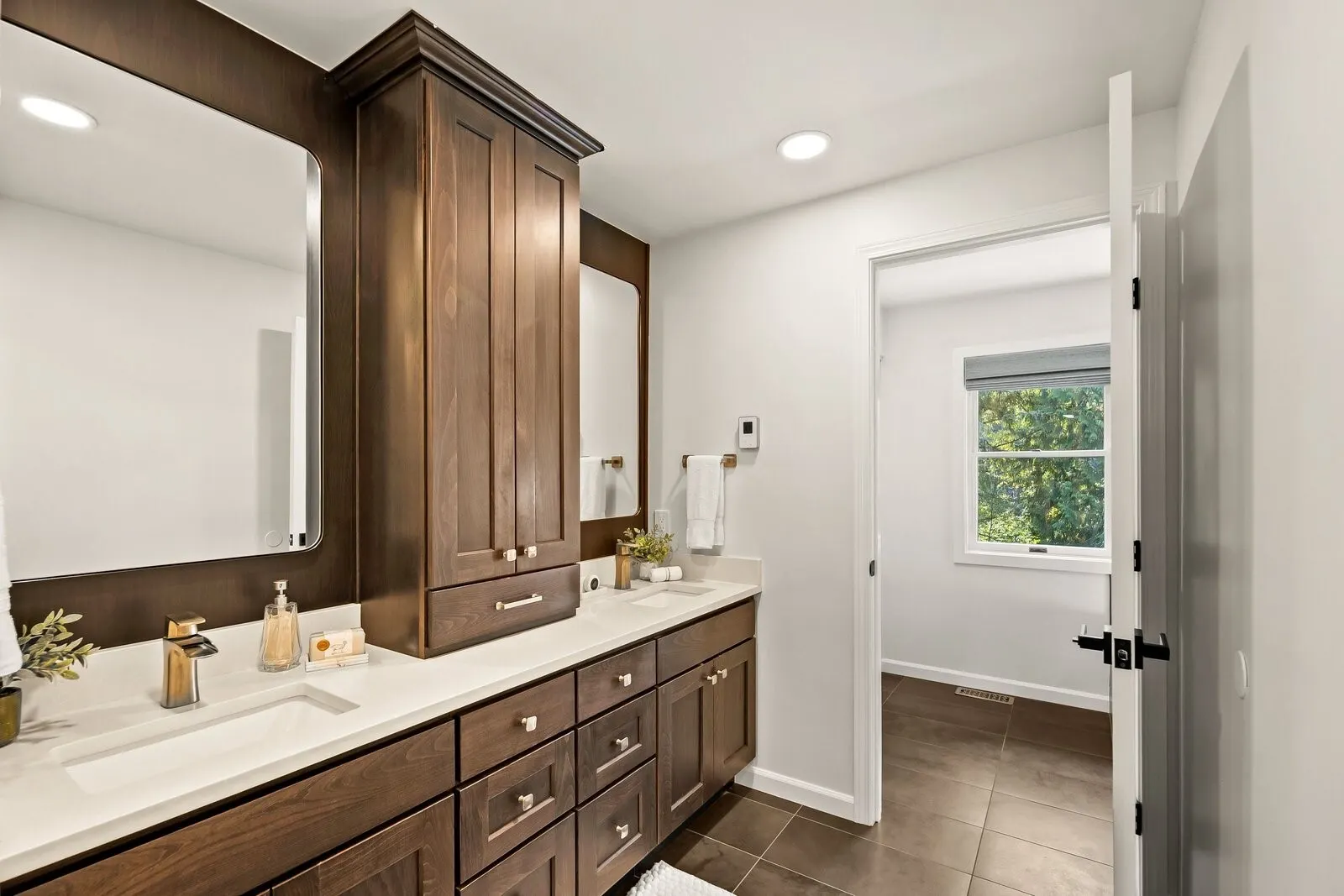 22109 NE 21st Way , Sammamish, WA 98074