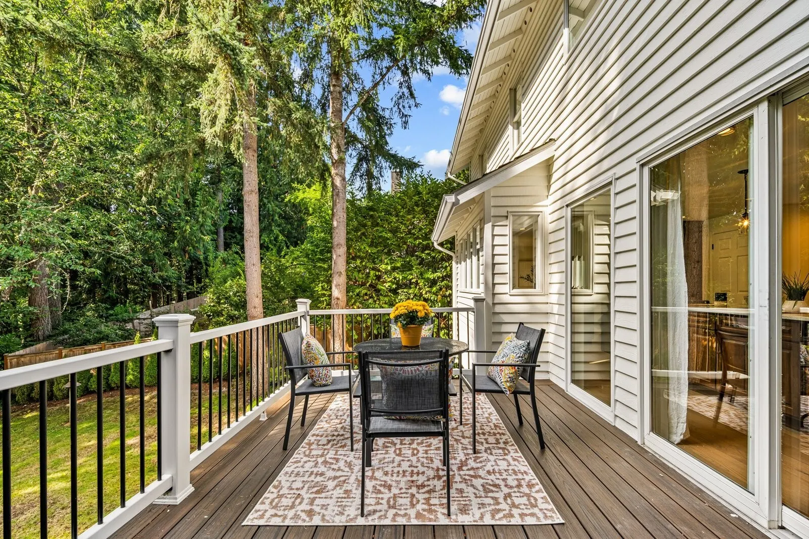 22109 NE 21st Way , Sammamish, WA 98074