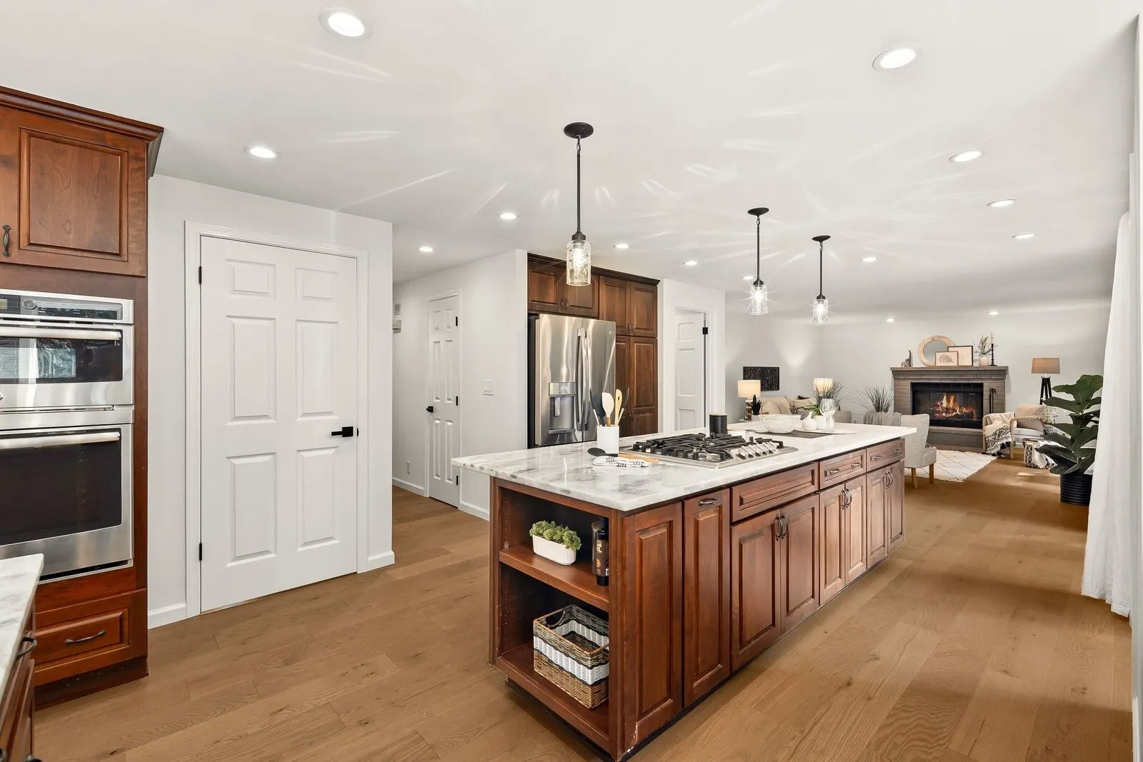 22109 NE 21st Way , Sammamish, WA 98074