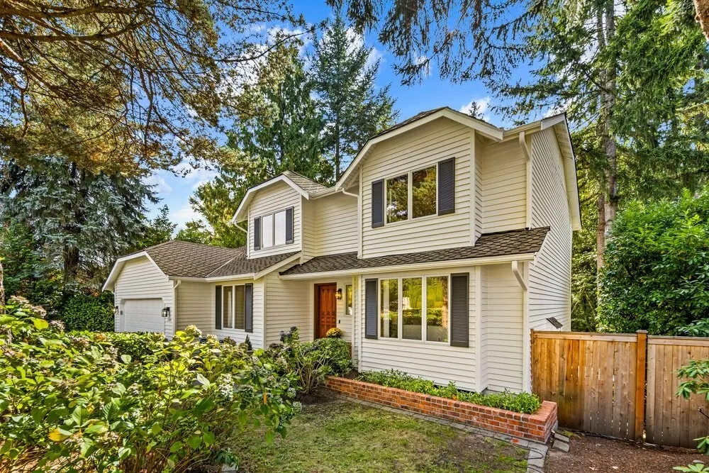 22109 NE 21st Way , Sammamish, WA 98074