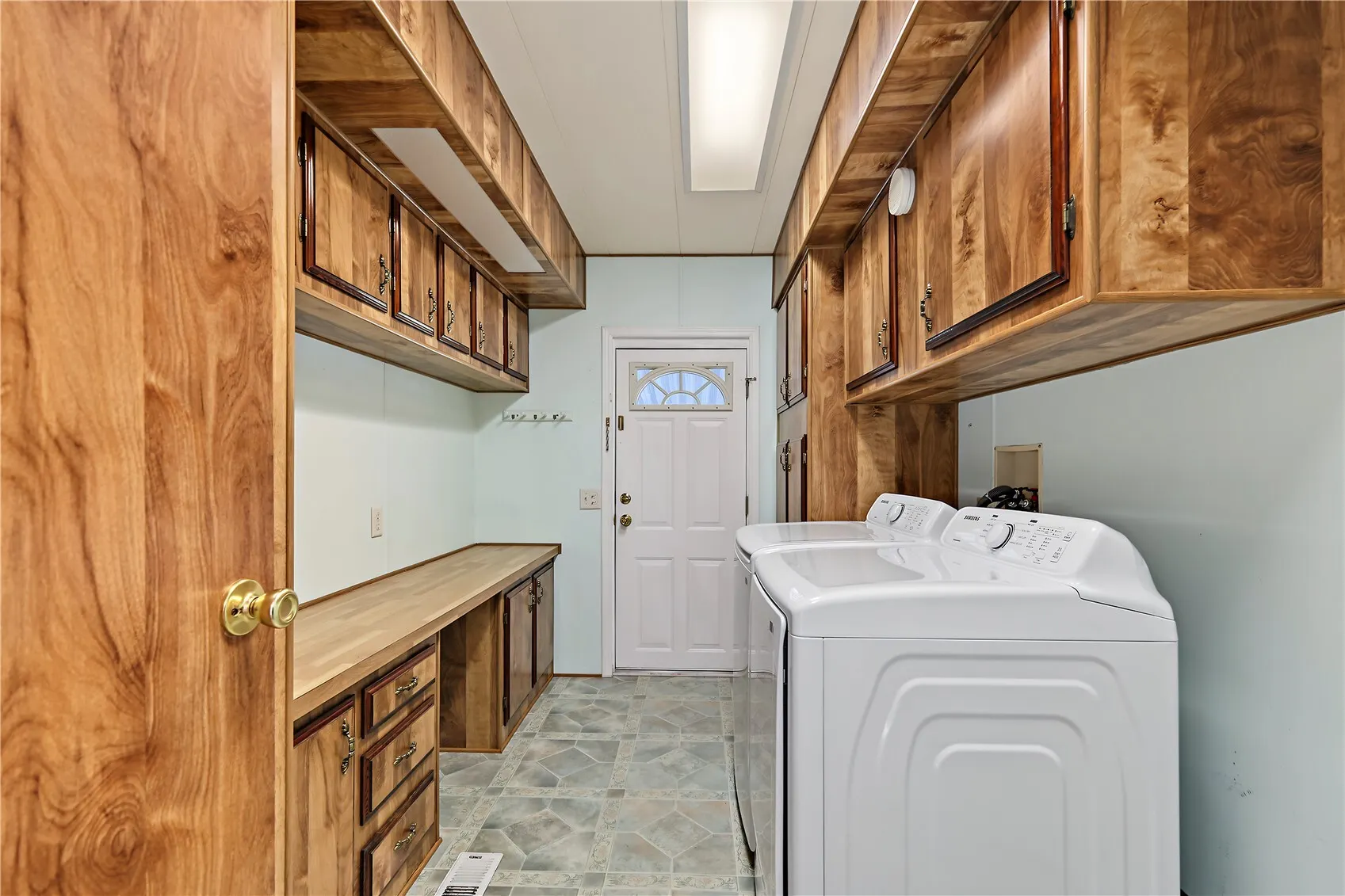 11436 SE 208th Street #123, Kent, WA 98031