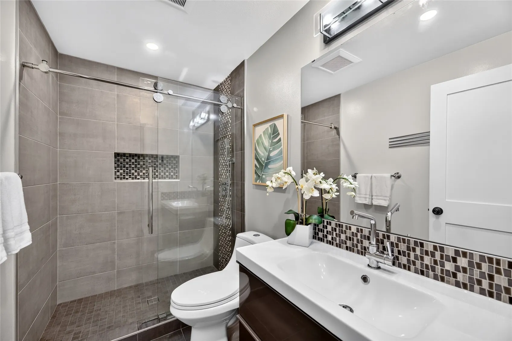 1930 W Cypress Way #A, Lynnwood, WA 98036
