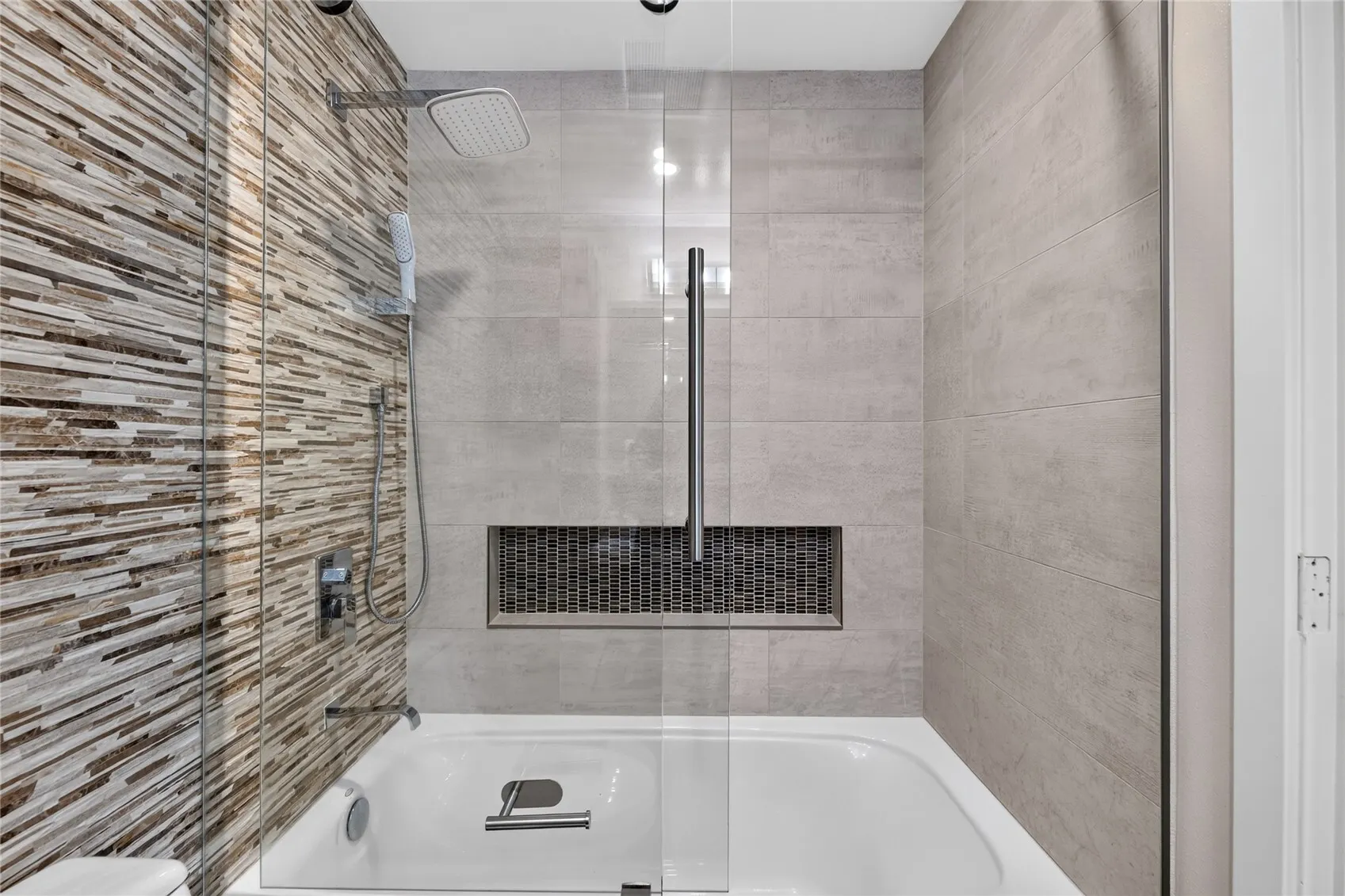 1930 W Cypress Way #A, Lynnwood, WA 98036
