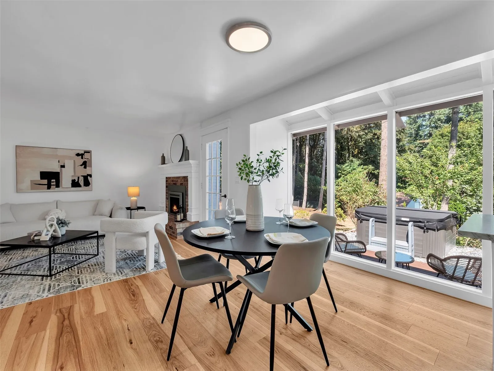 17408 NE 160th Place , Woodinville, WA 98072