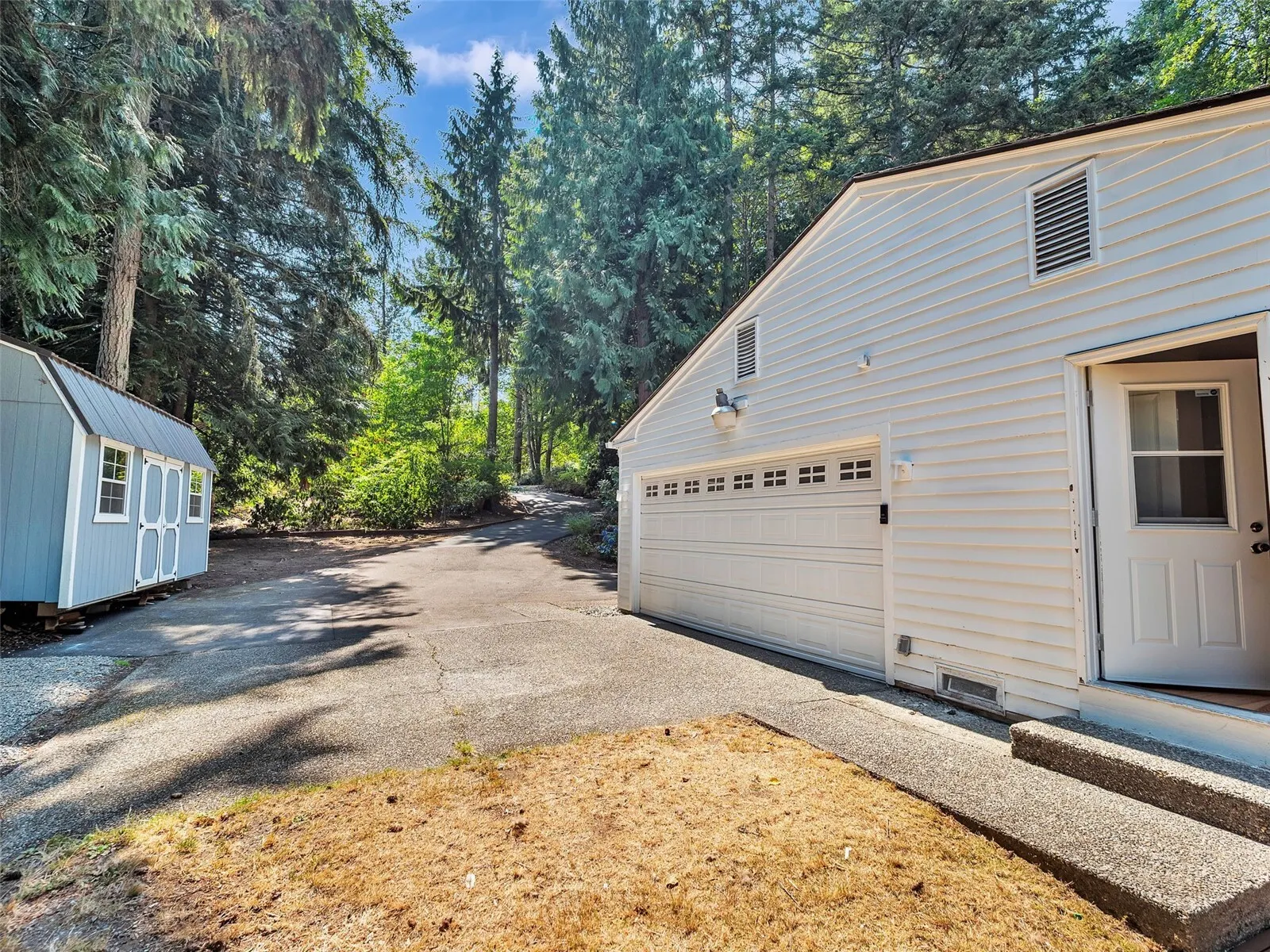 17408 NE 160th Place , Woodinville, WA 98072