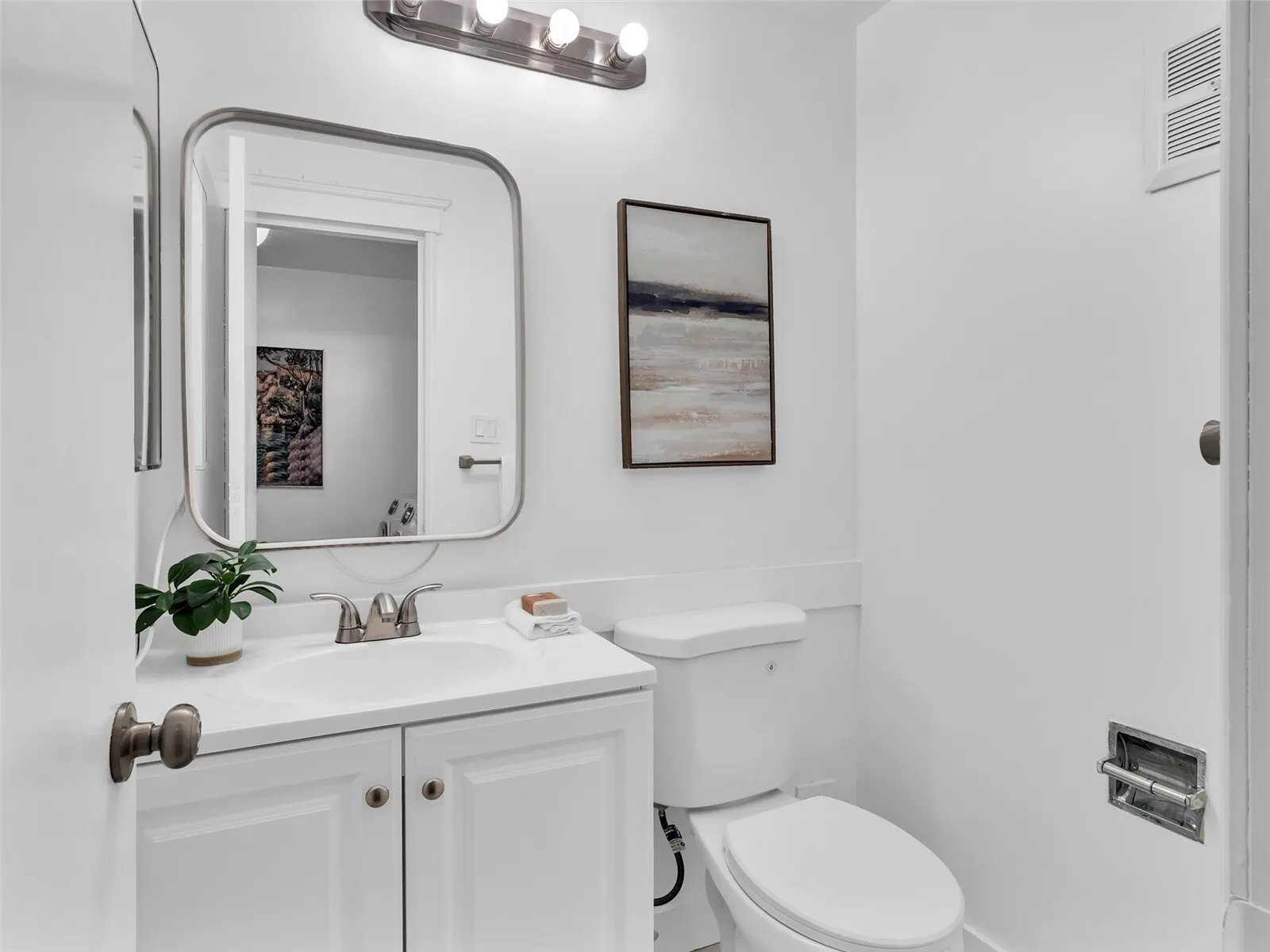 17408 NE 160th Place , Woodinville, WA 98072