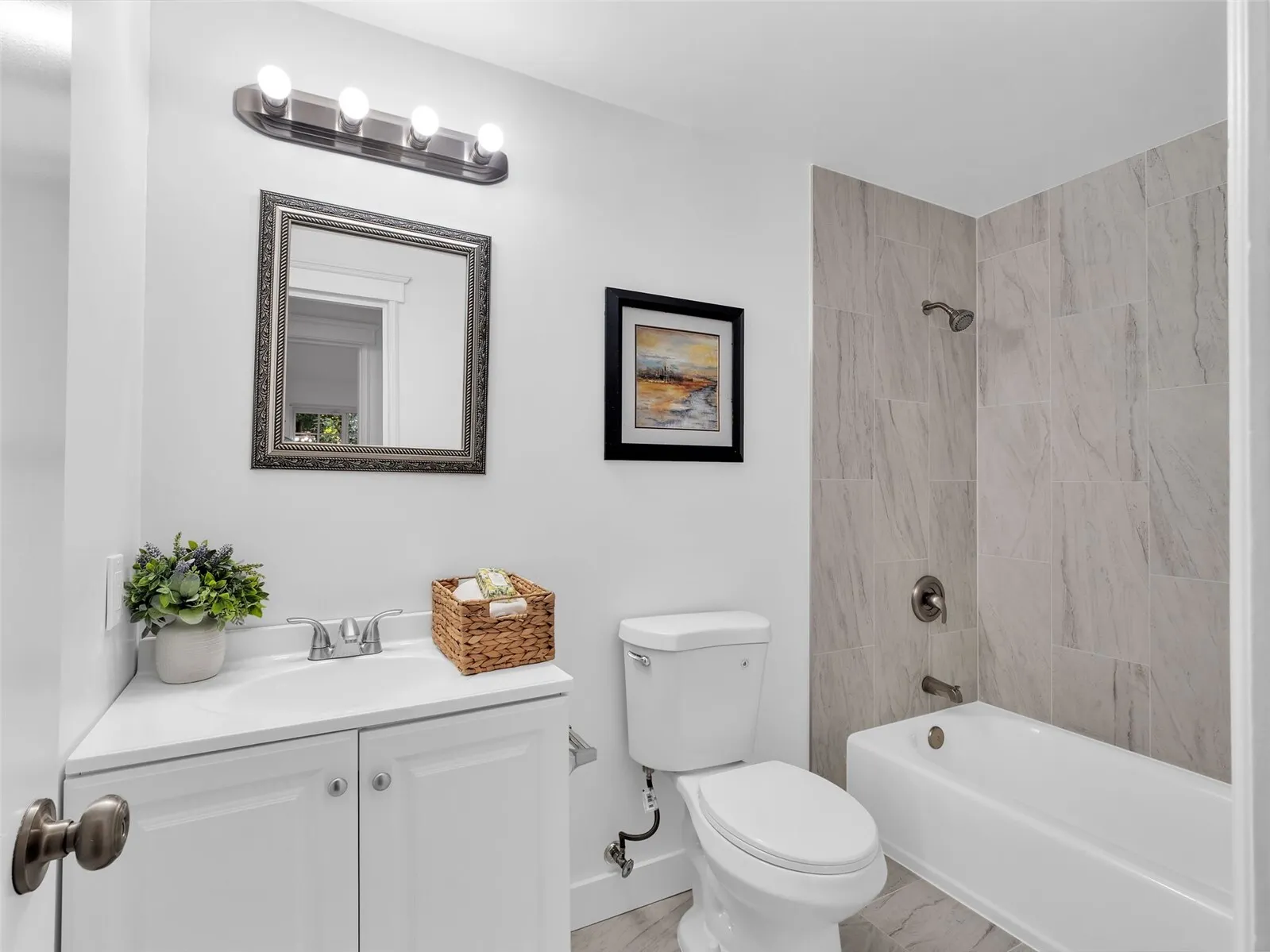 17408 NE 160th Place , Woodinville, WA 98072