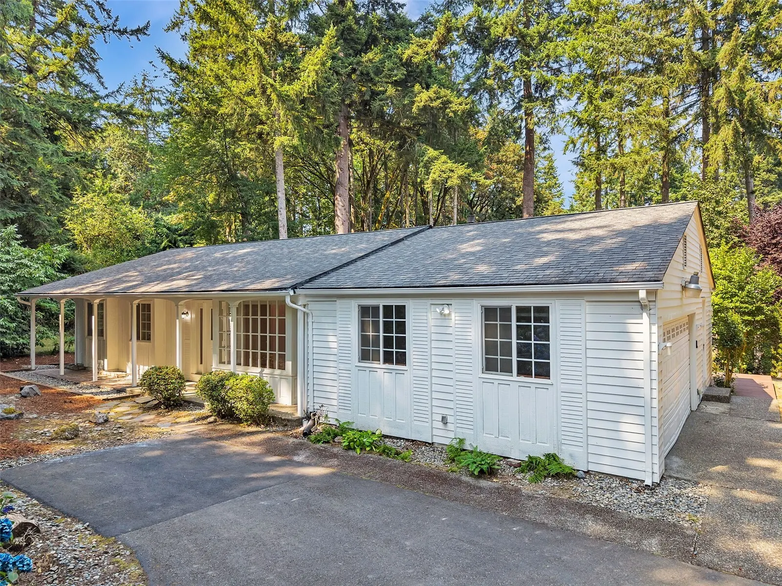 17408 NE 160th Place , Woodinville, WA 98072