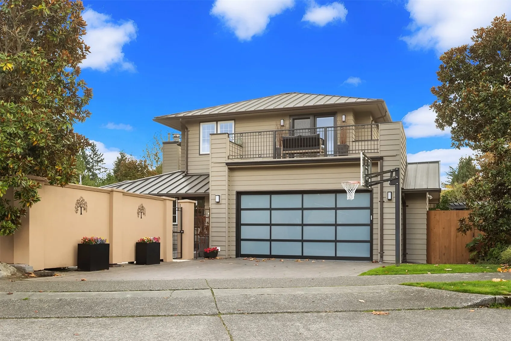 6630 NE Windermere Road , Seattle, WA 98115