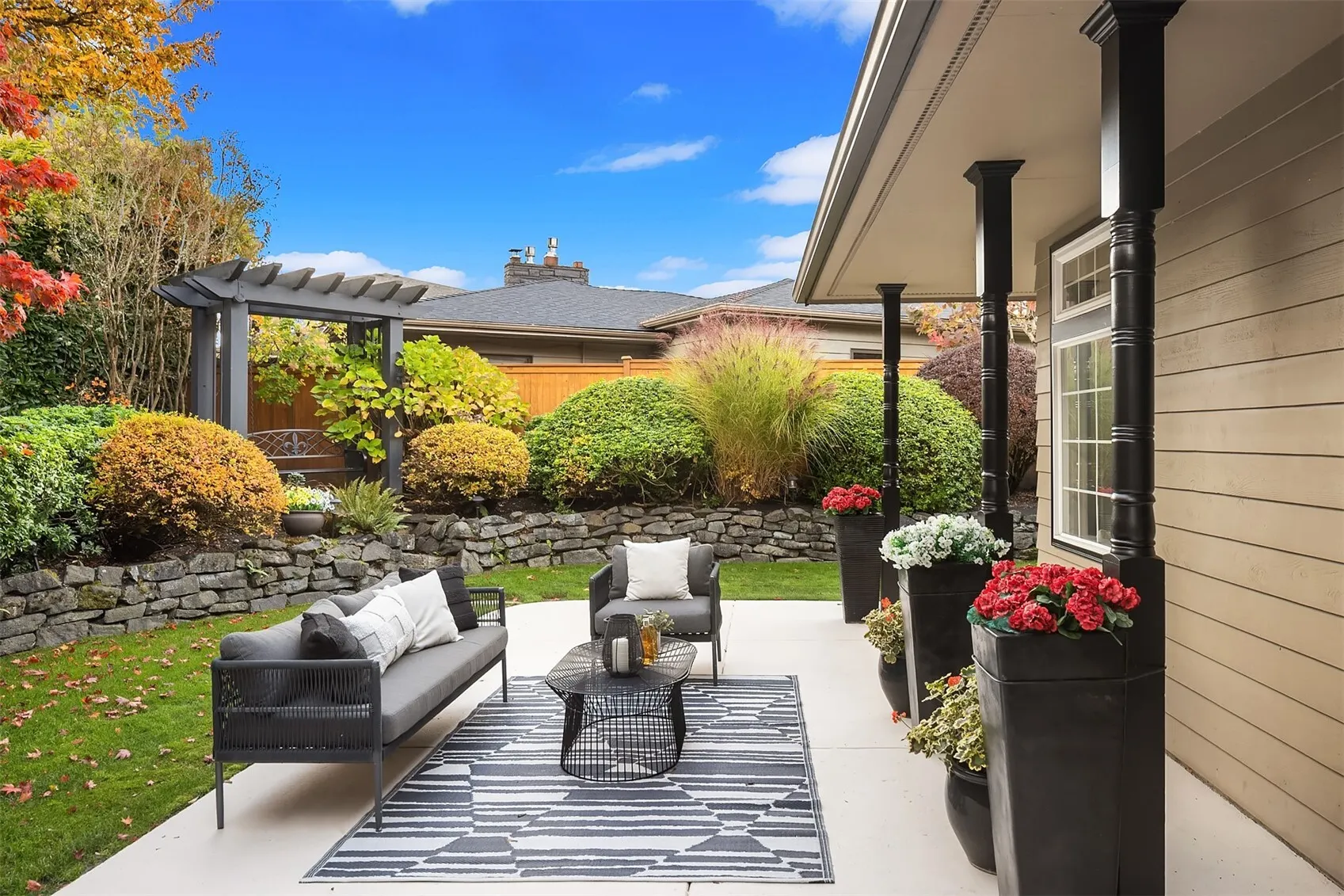6630 NE Windermere Road , Seattle, WA 98115