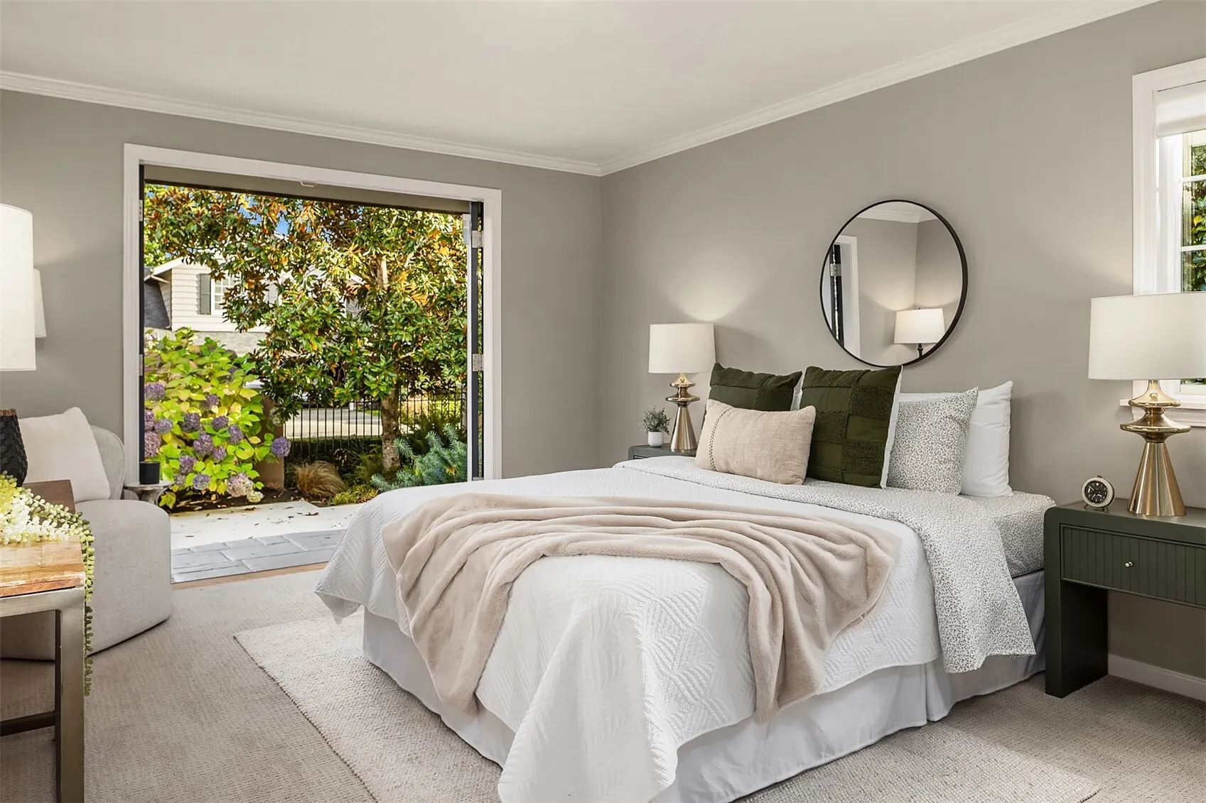 6630 NE Windermere Road , Seattle, WA 98115