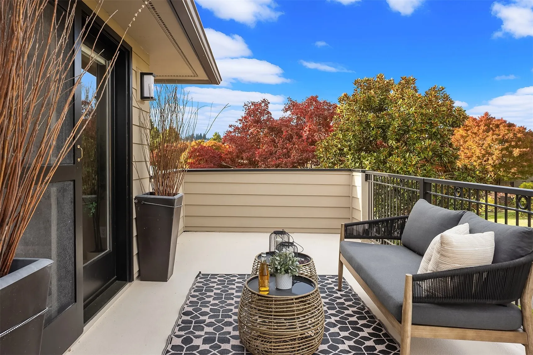 6630 NE Windermere Road , Seattle, WA 98115