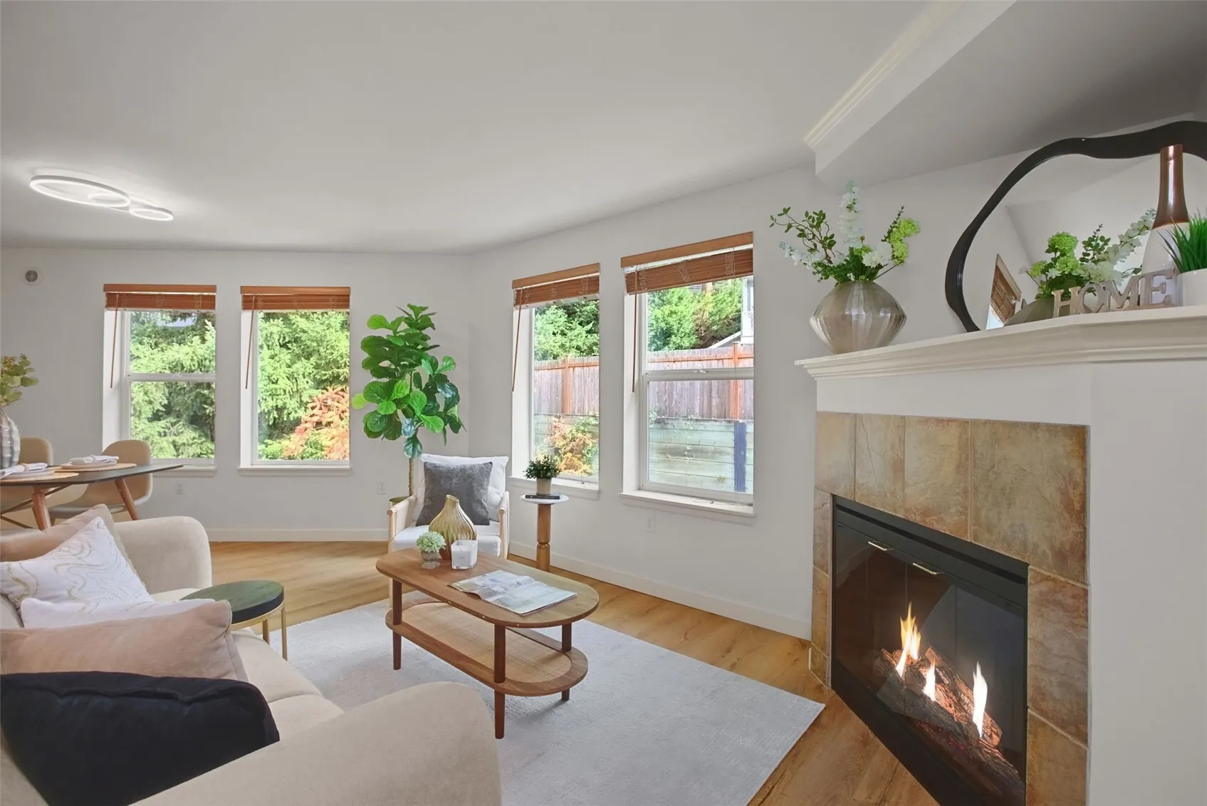11920 98th Avenue NE #301, Kirkland, WA 98034