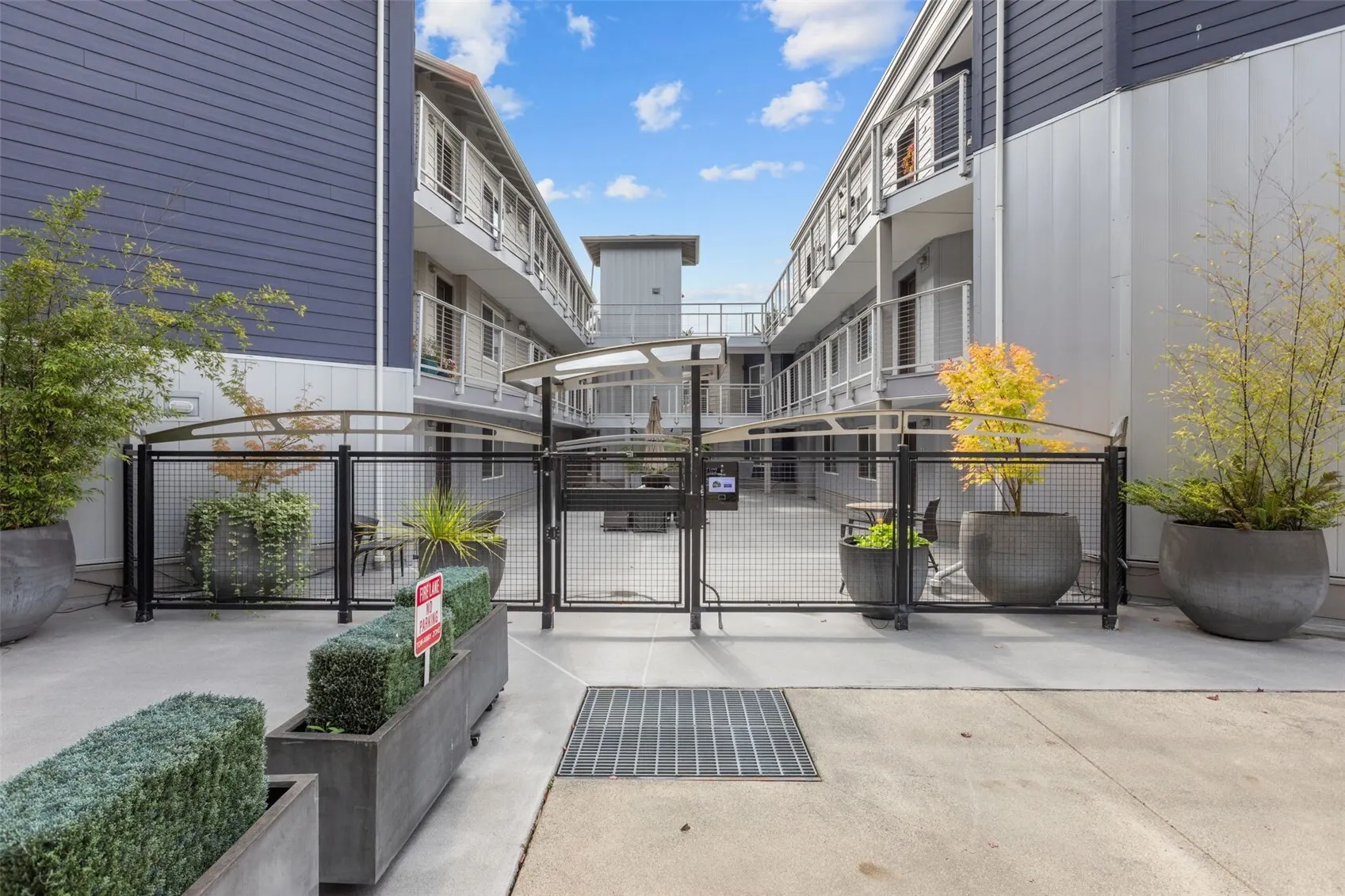 11920 98th Avenue NE #301, Kirkland, WA 98034