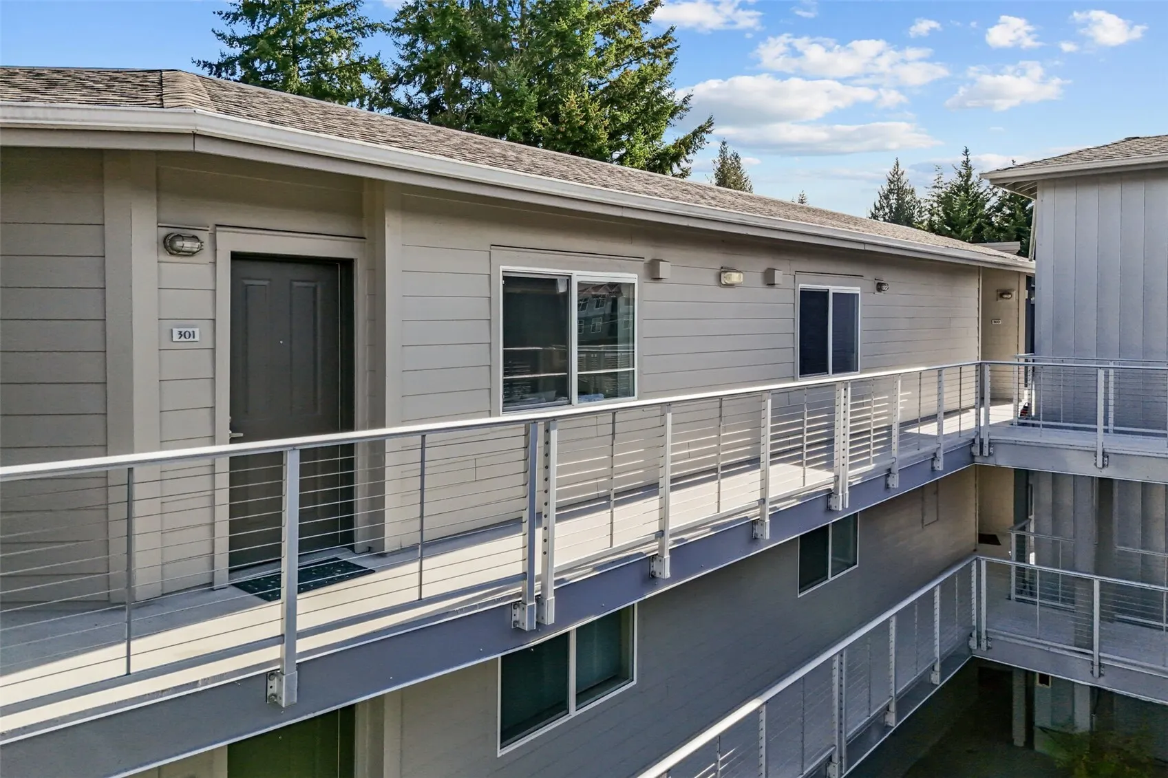 11920 98th Avenue NE #301, Kirkland, WA 98034