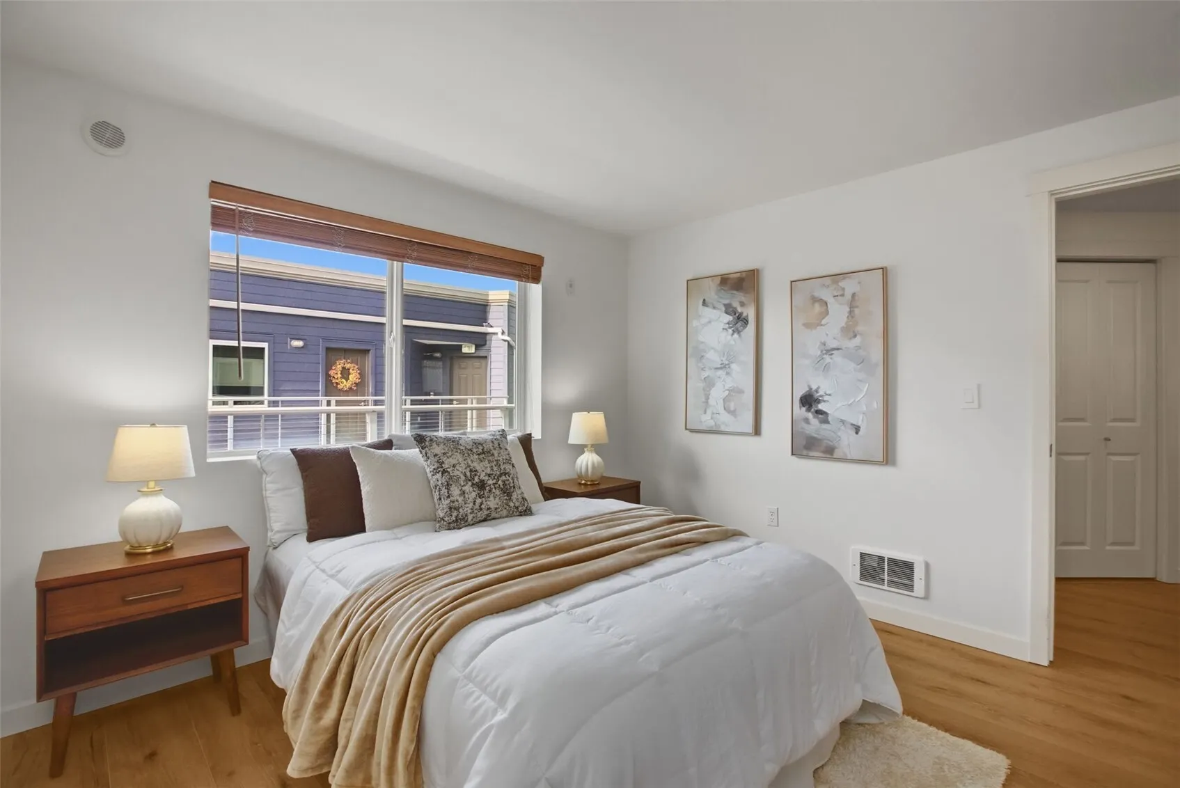 11920 98th Avenue NE #301, Kirkland, WA 98034