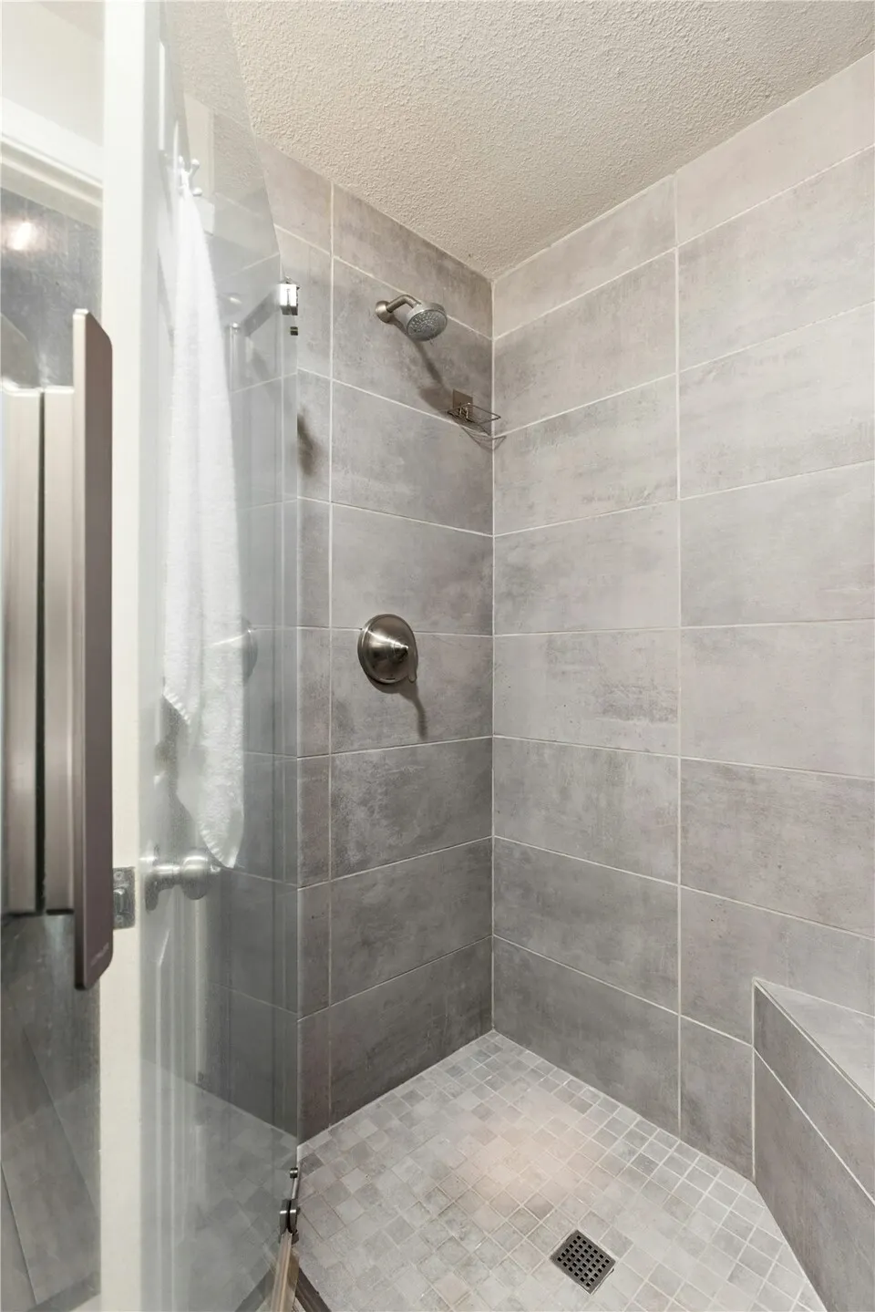 860 Valley View Place SW, Issaquah, WA 98027-4613