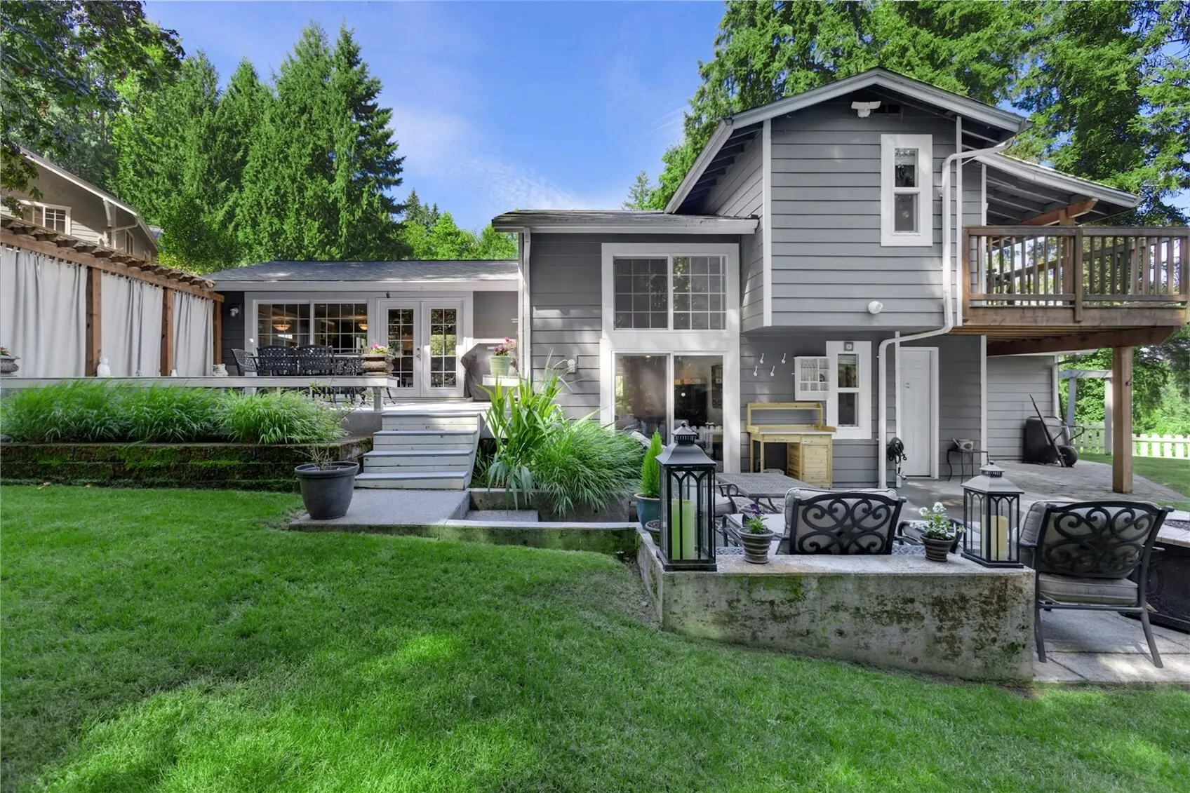 860 Valley View Place SW, Issaquah, WA 98027-4613