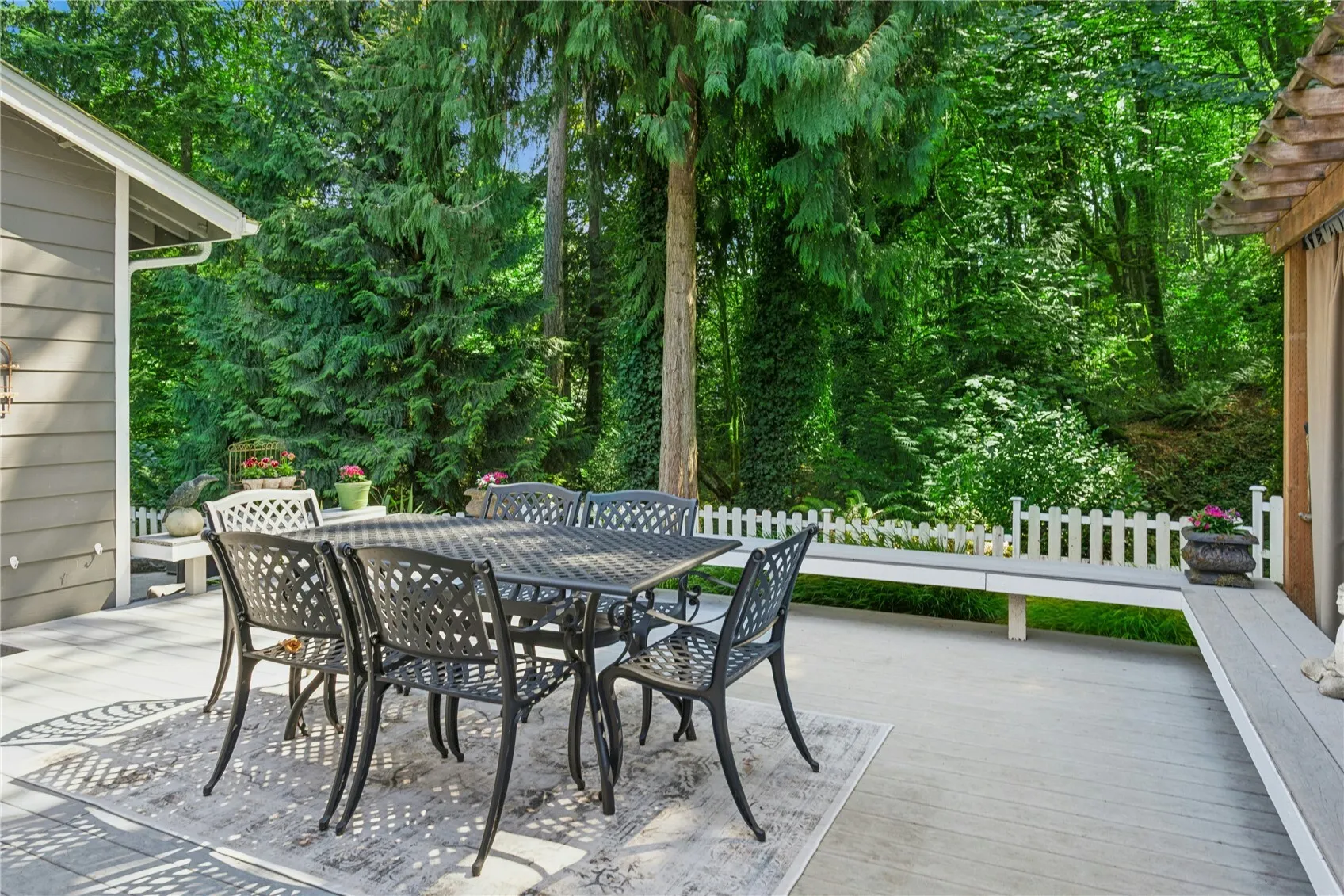 860 Valley View Place SW, Issaquah, WA 98027-4613