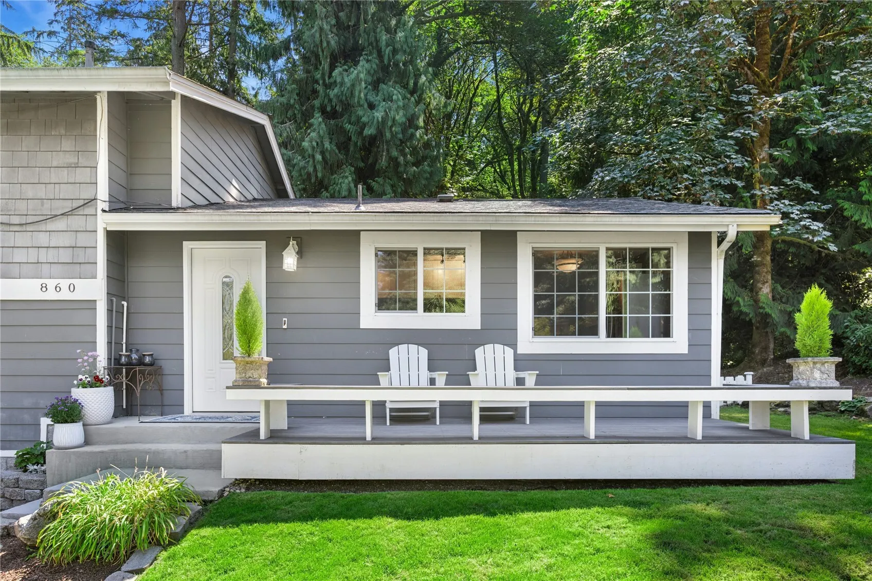 860 Valley View Place SW, Issaquah, WA 98027-4613