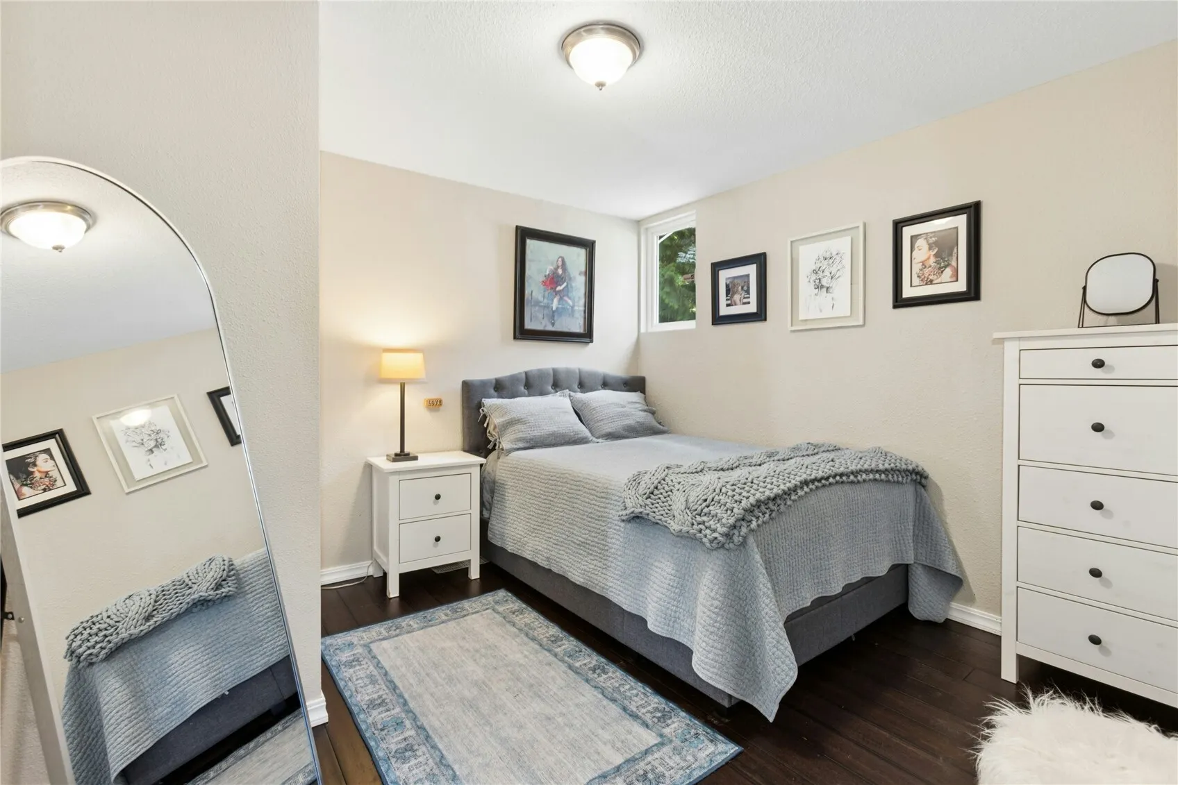 860 Valley View Place SW, Issaquah, WA 98027-4613